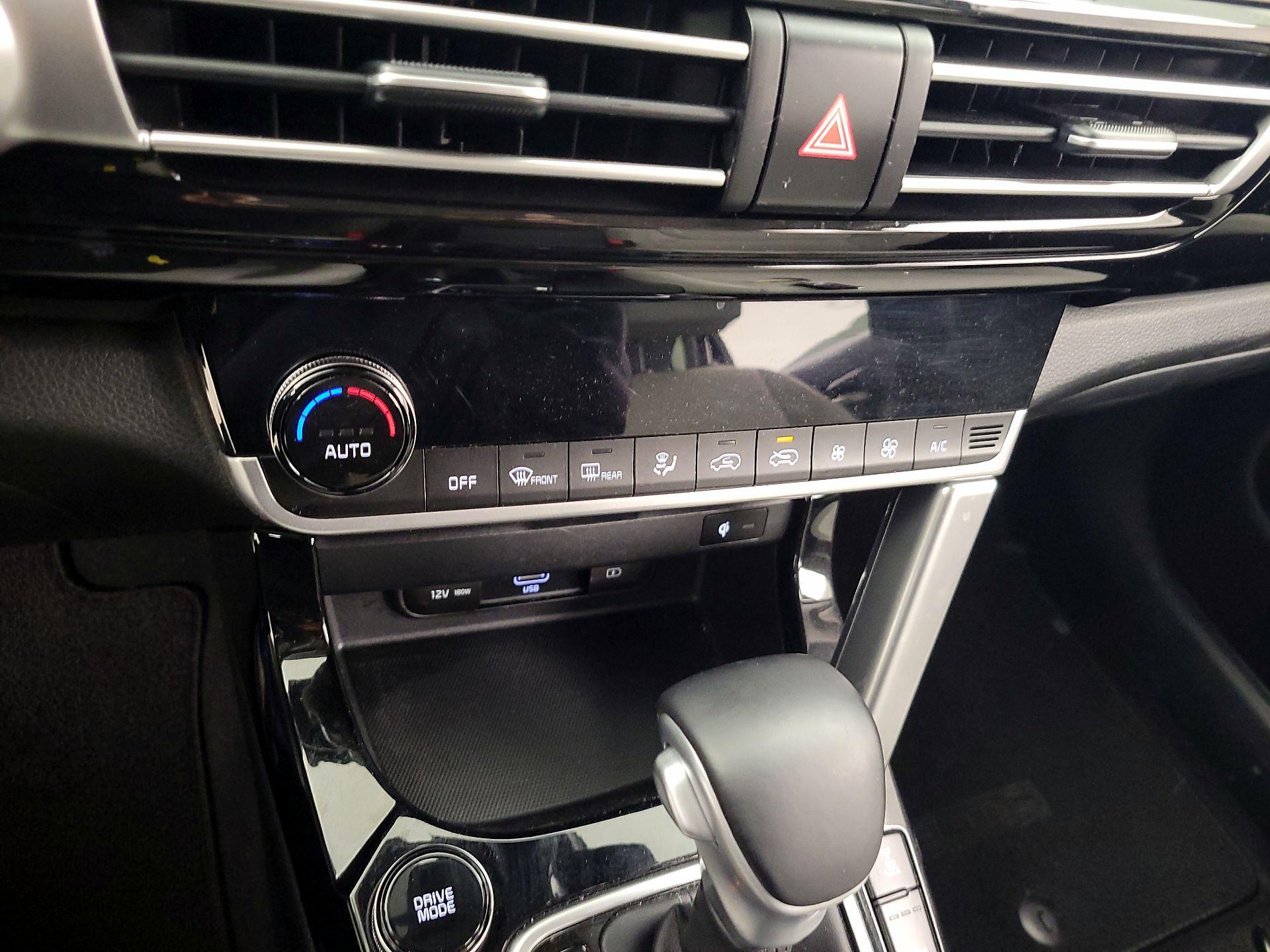 Thumbnail: 2021 Kia Seltos - 16