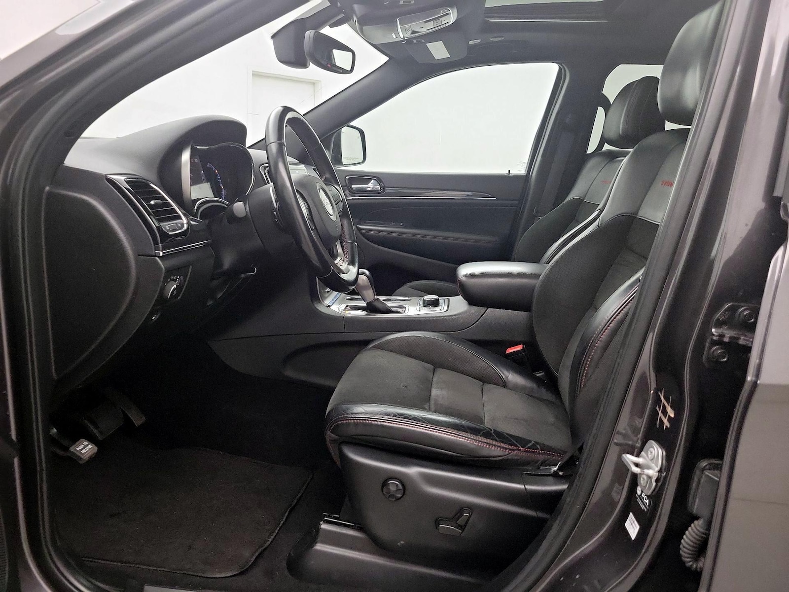 2021 Jeep Grand Cherokee Trailhawk - Photo 12