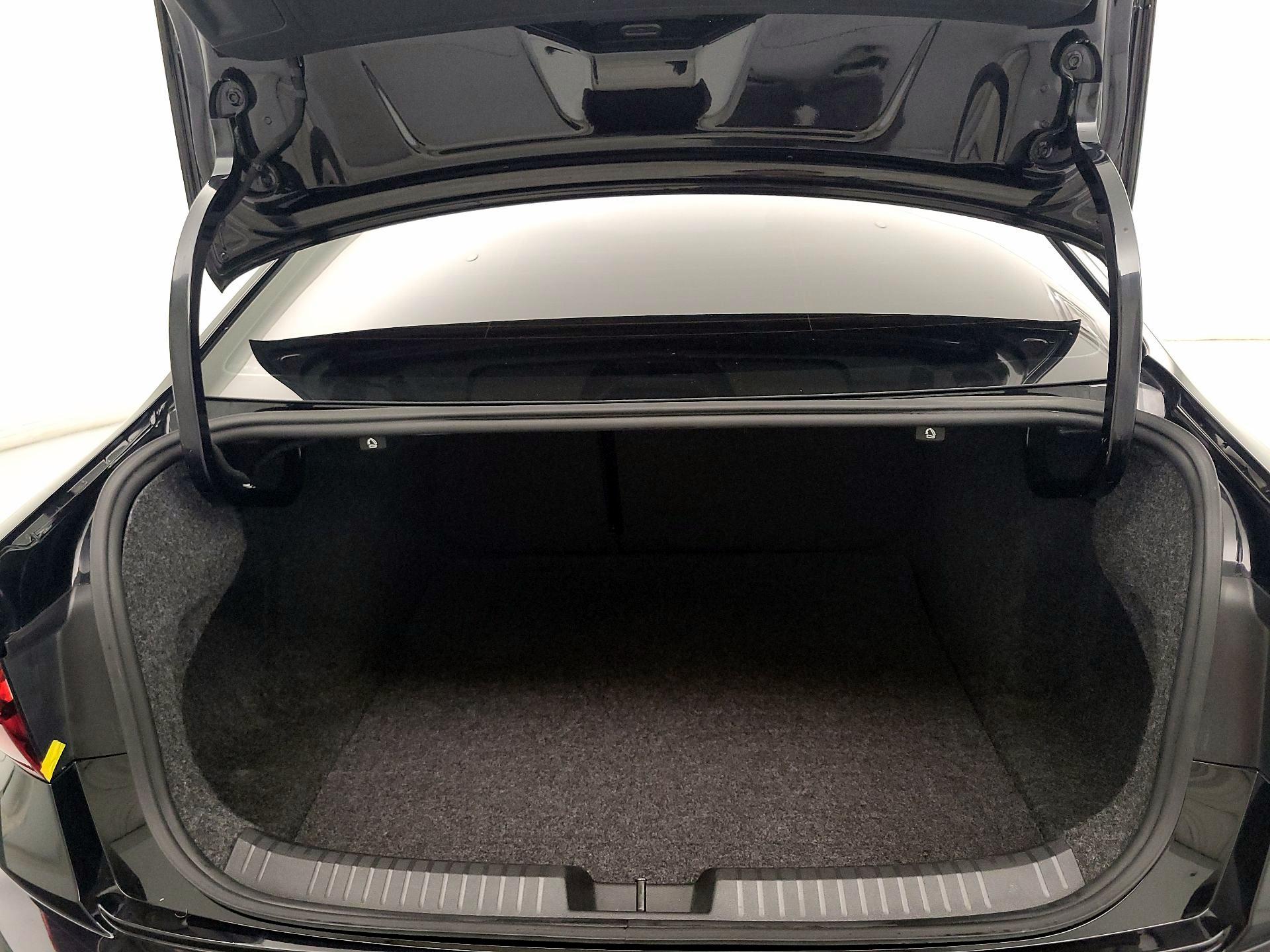 Thumbnail: 2022 Volkswagen Jetta - 20