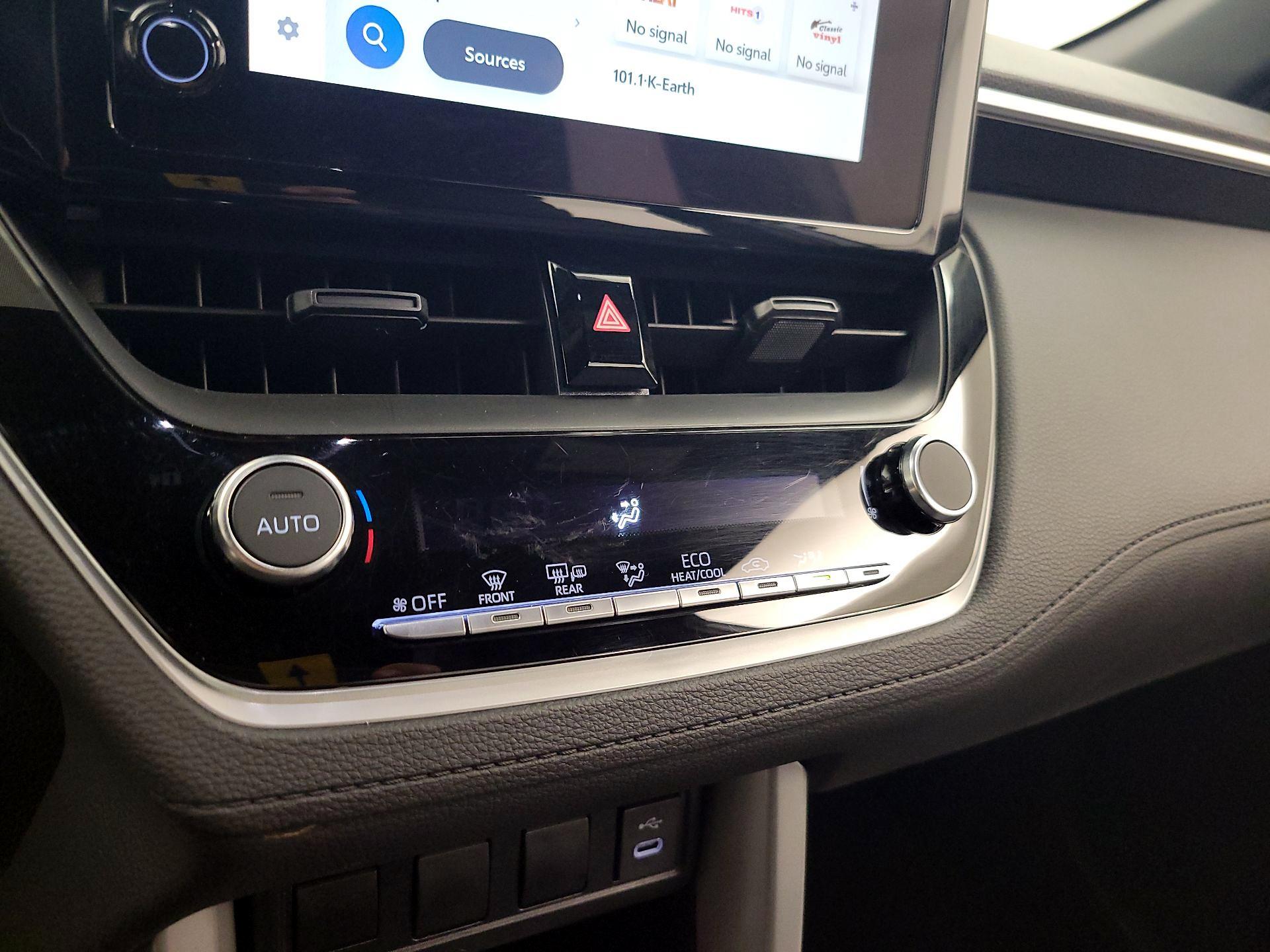 Thumbnail: 2024 Toyota Corolla Cross - 16