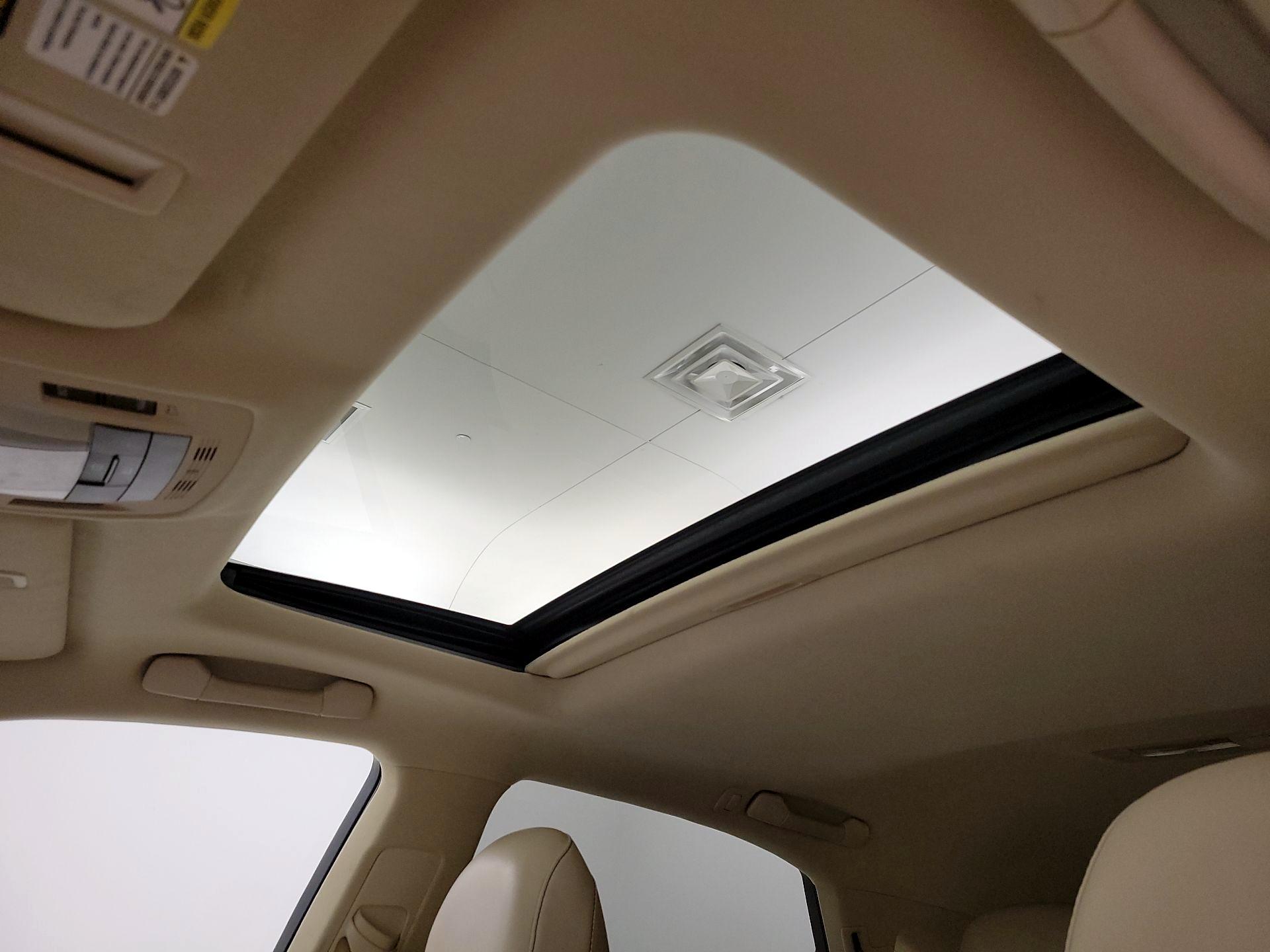 Thumbnail: 2015 Lexus RX - 20