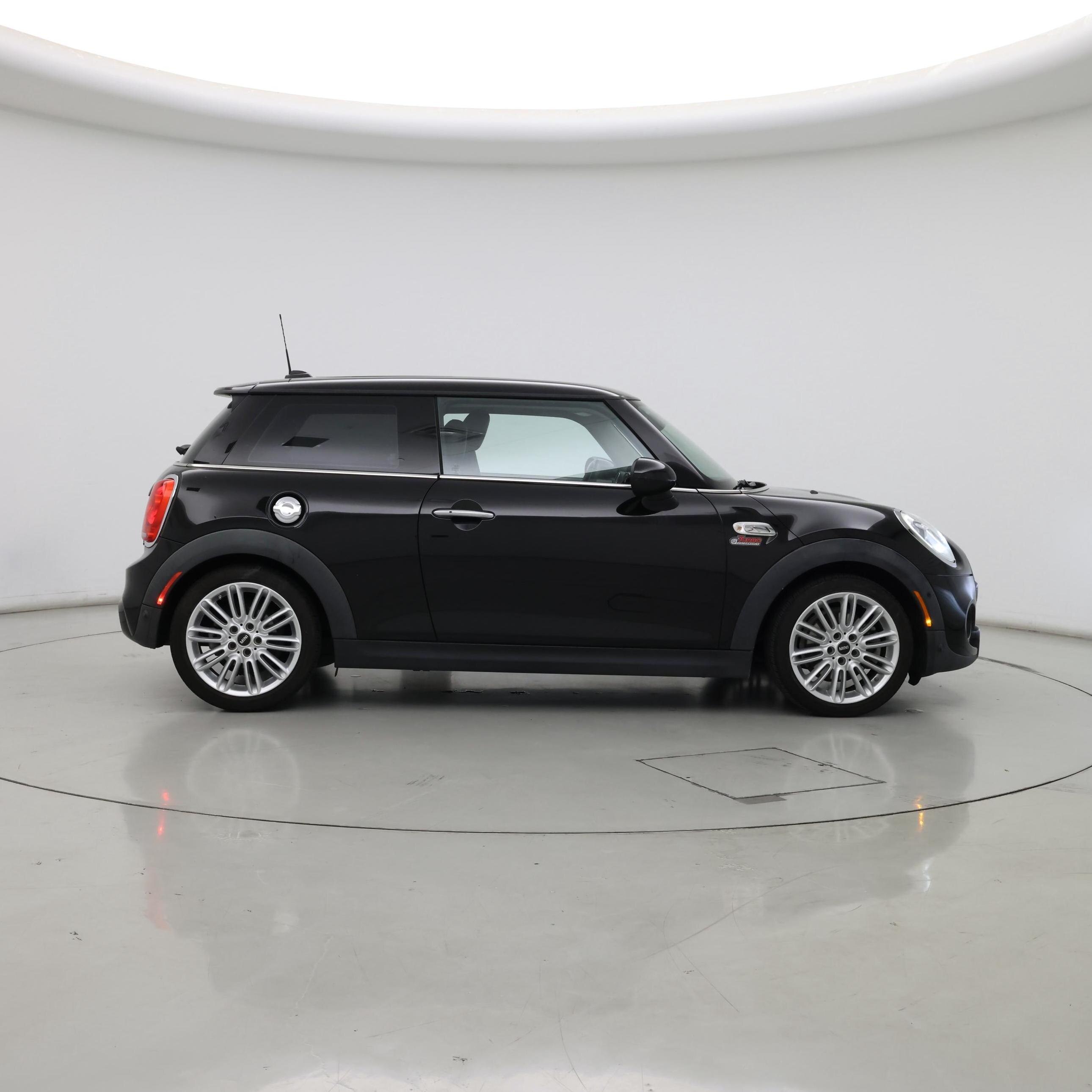 Thumbnail: 2018 MINI Cooper Hardtop - 7