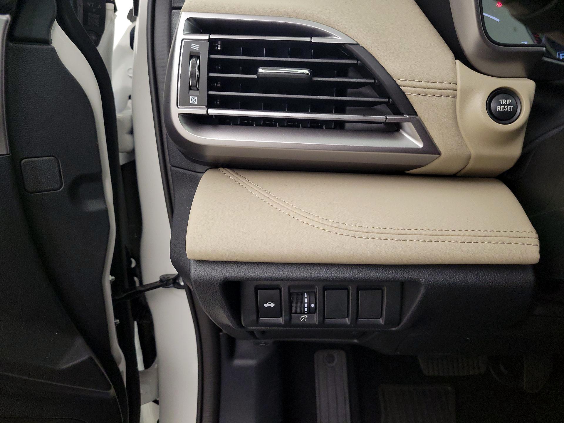 Thumbnail: 2025 Subaru Legacy - 13