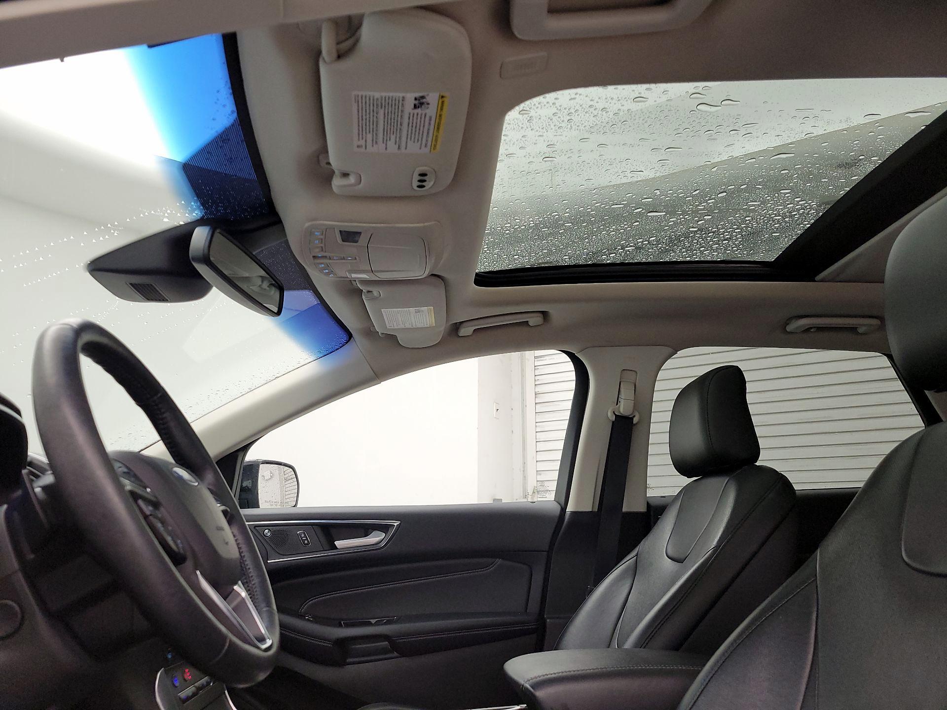 Thumbnail: 2020 Ford Edge - 18