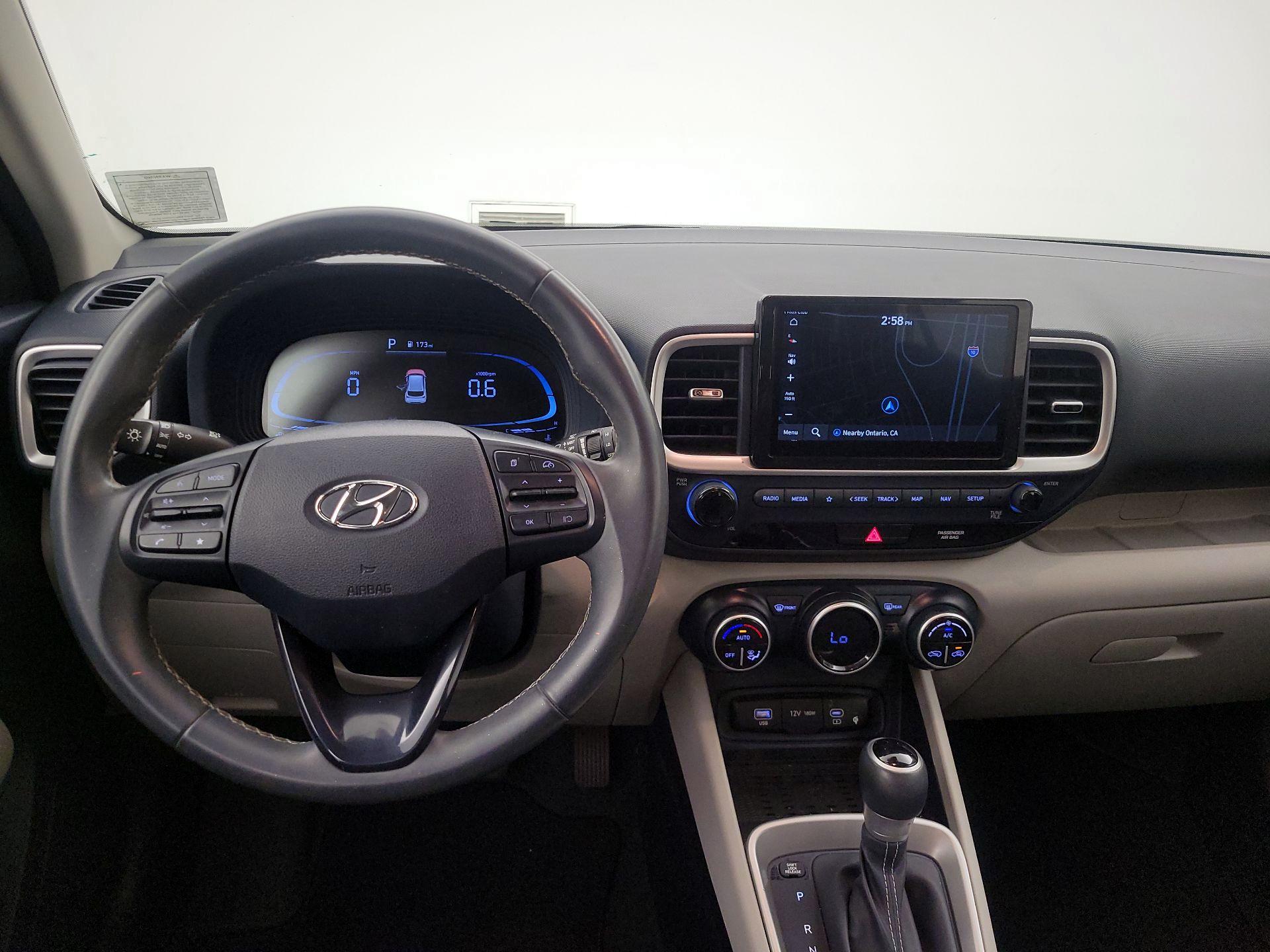 Thumbnail: 2023 Hyundai Venue - 10