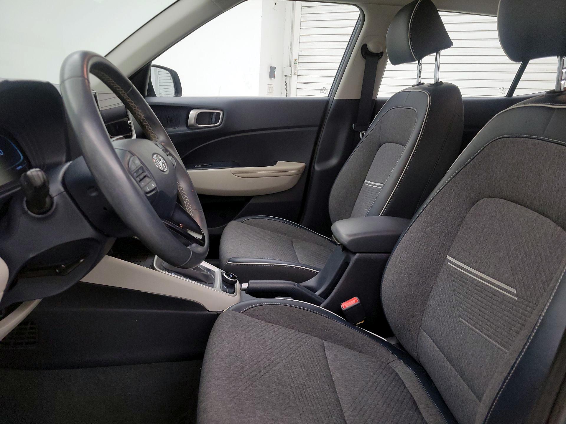 Thumbnail: 2023 Hyundai Venue - 11