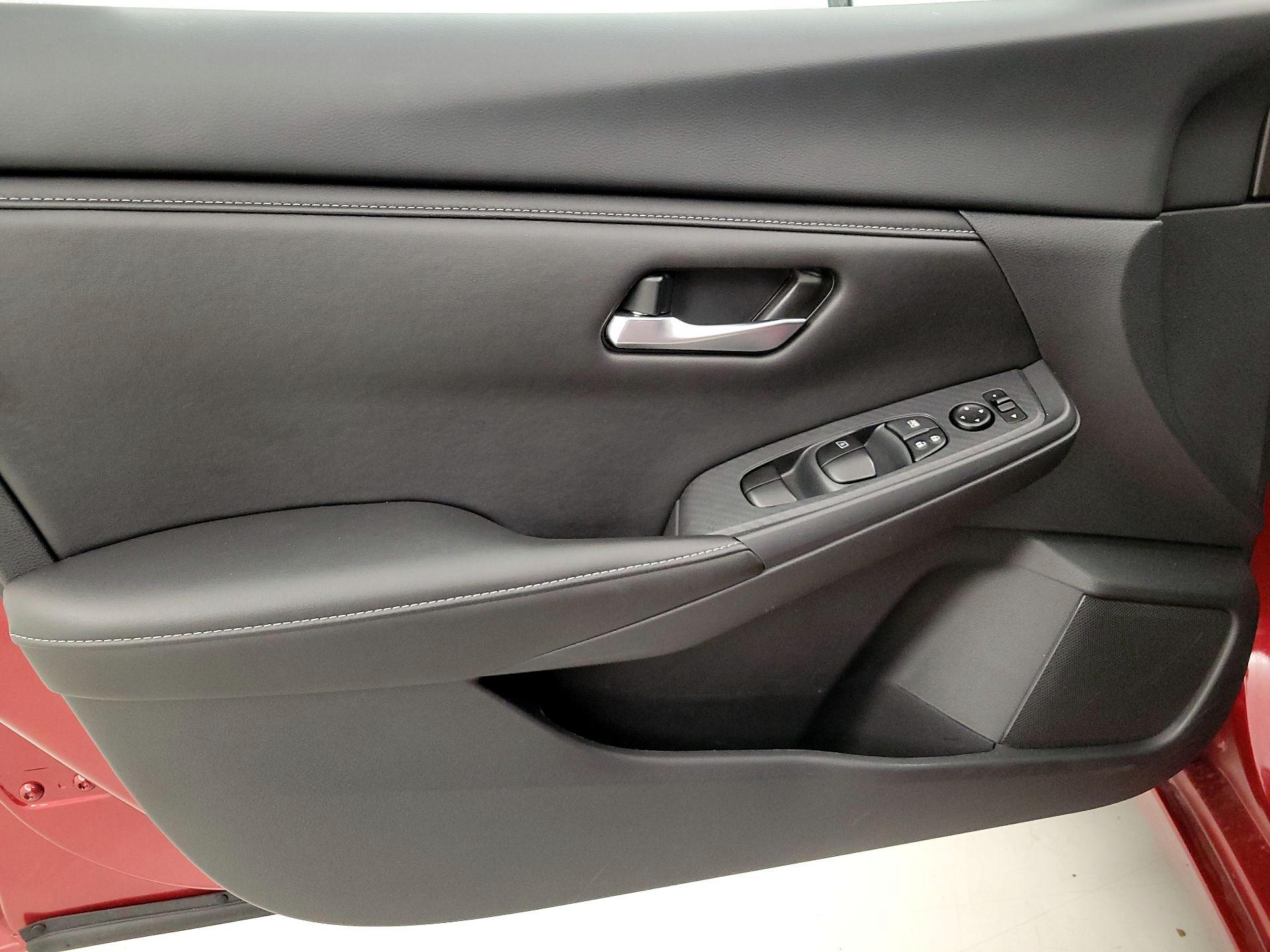 Thumbnail: 2025 Nissan Sentra - 12