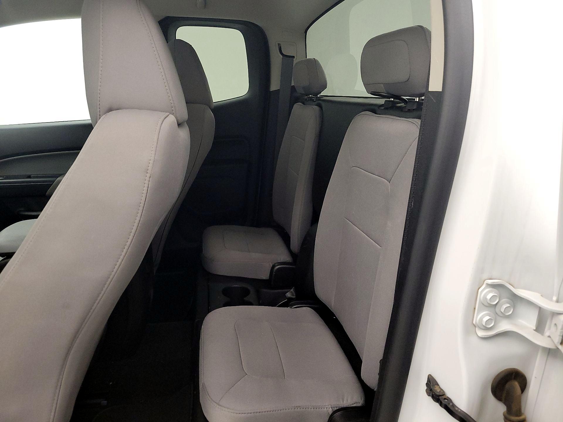 Thumbnail: 2017 Chevrolet Colorado - 18