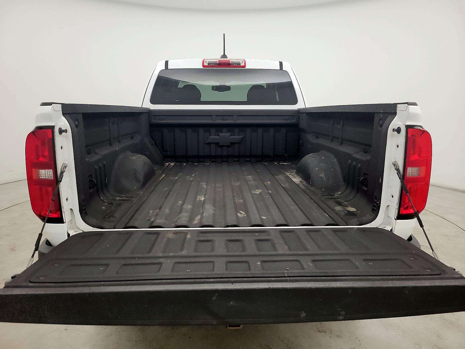 Thumbnail: 2017 Chevrolet Colorado - 19