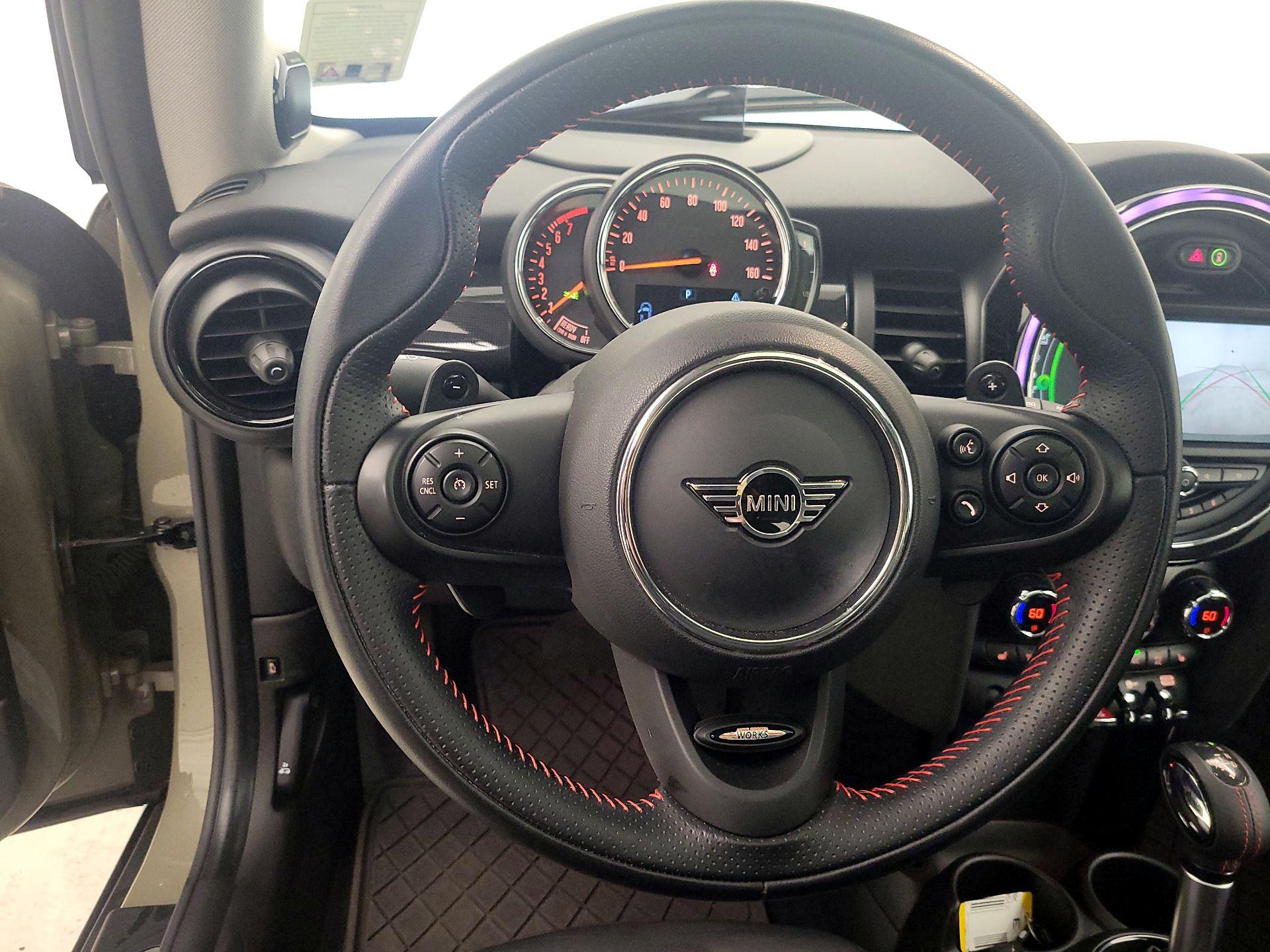 Thumbnail: 2019 MINI Cooper Hardtop - 10