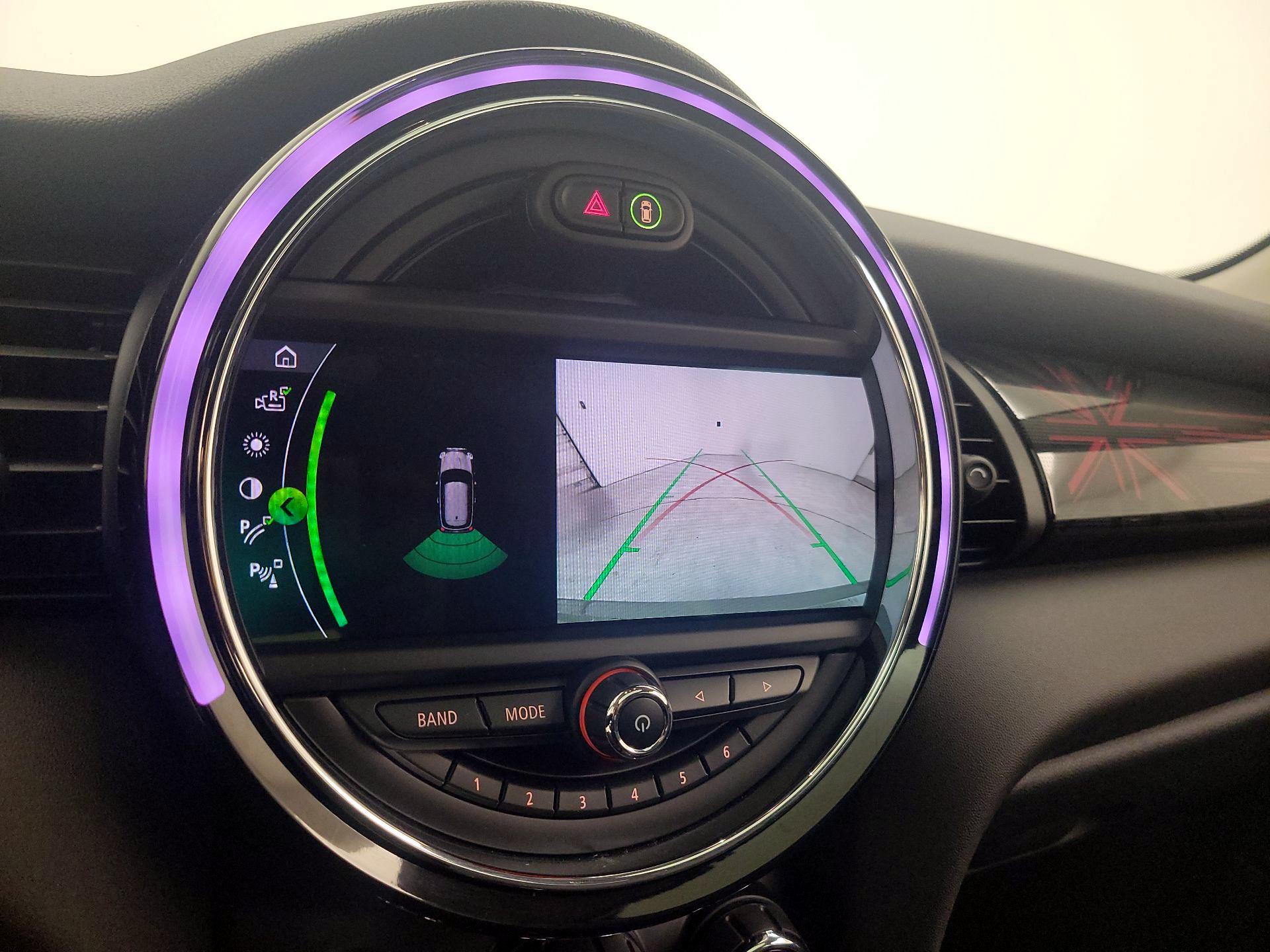 Thumbnail: 2019 MINI Cooper Hardtop - 14