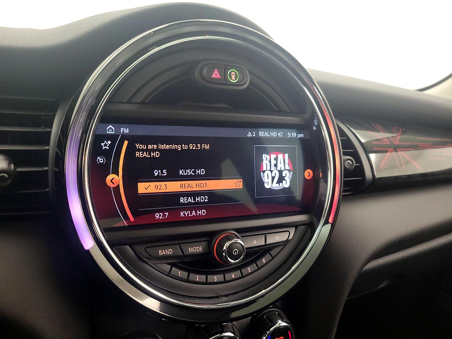 Thumbnail: 2019 MINI Cooper Hardtop - 15