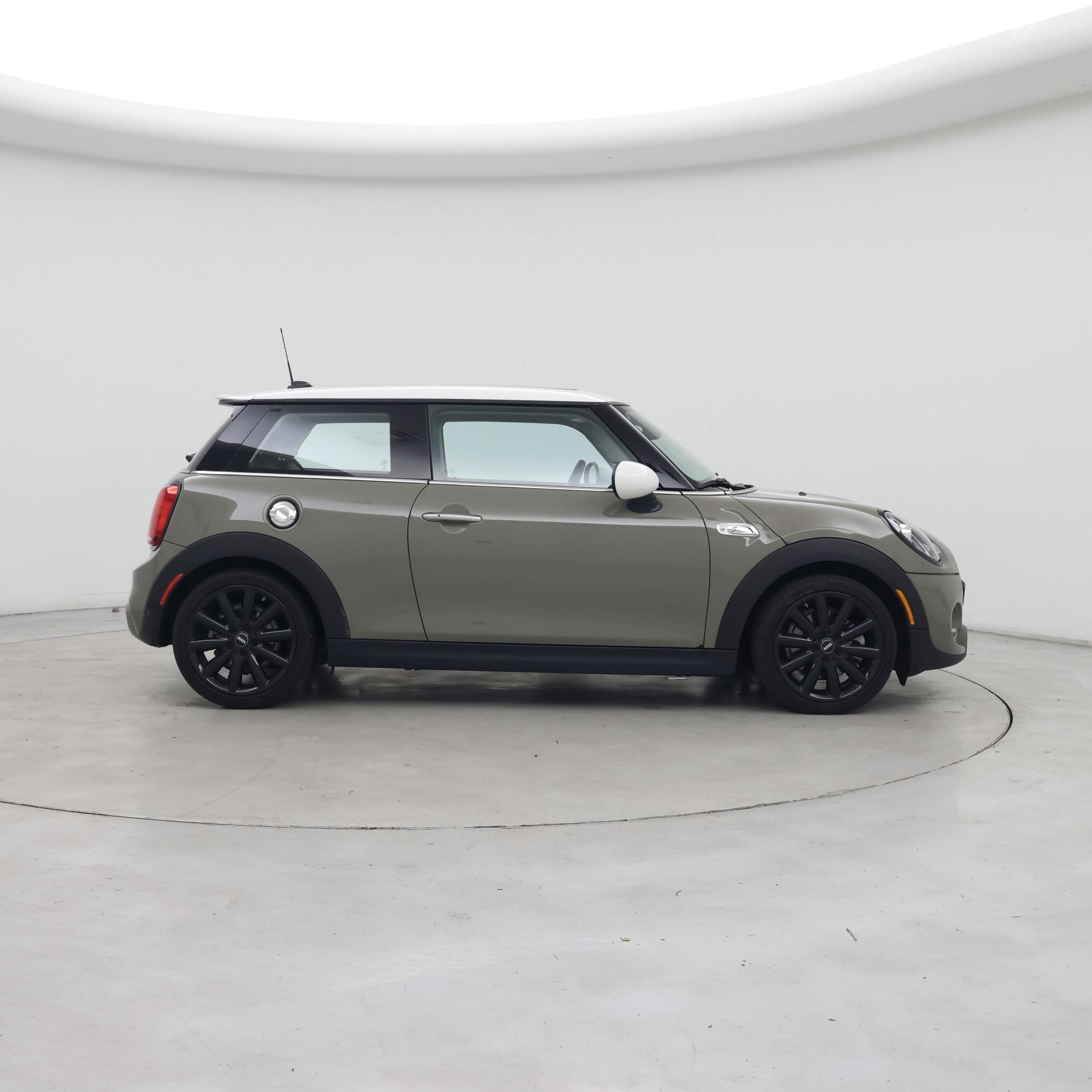 Thumbnail: 2019 MINI Cooper Hardtop - 7