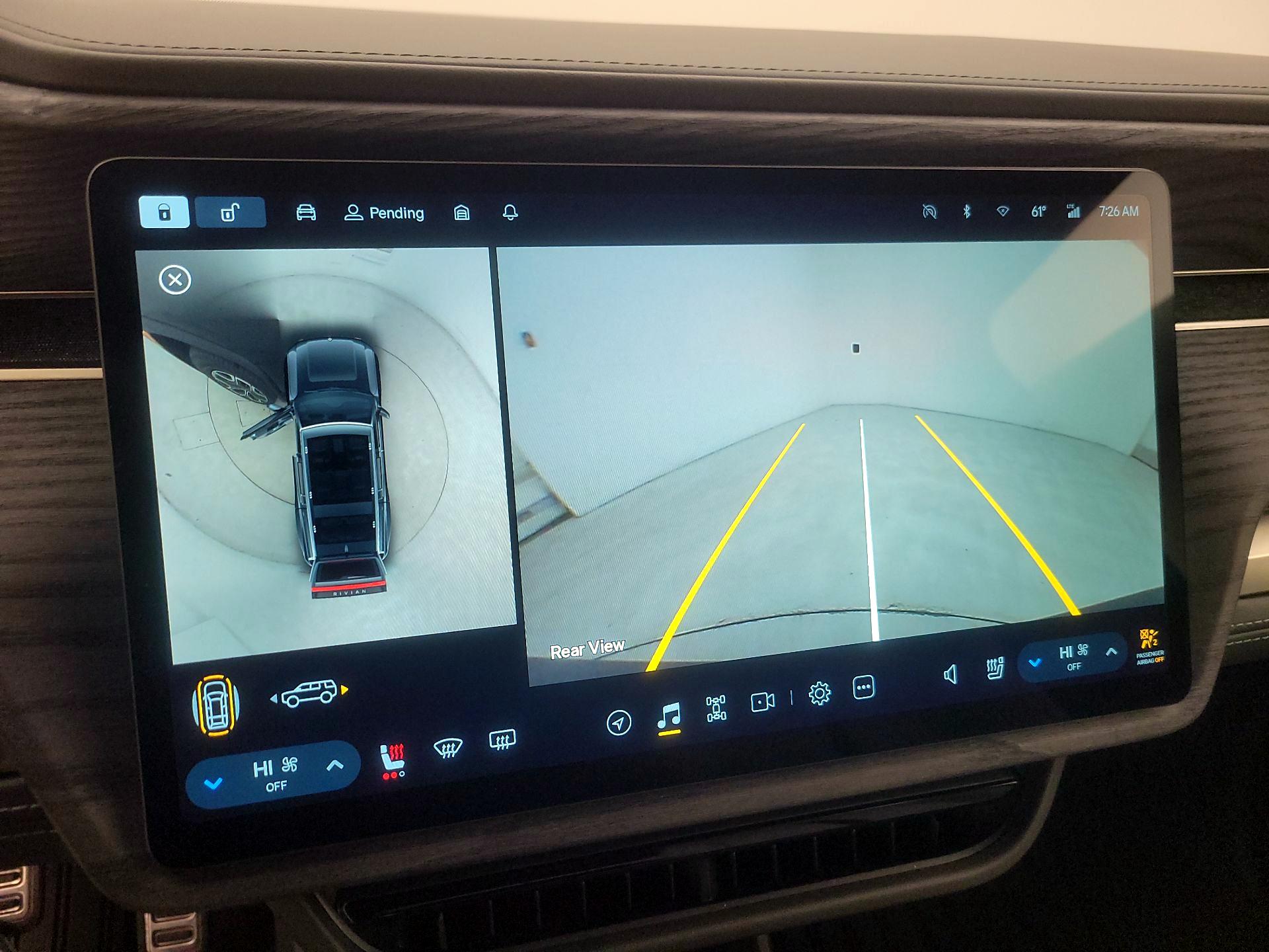 Thumbnail: 2023 Rivian R1S - 14