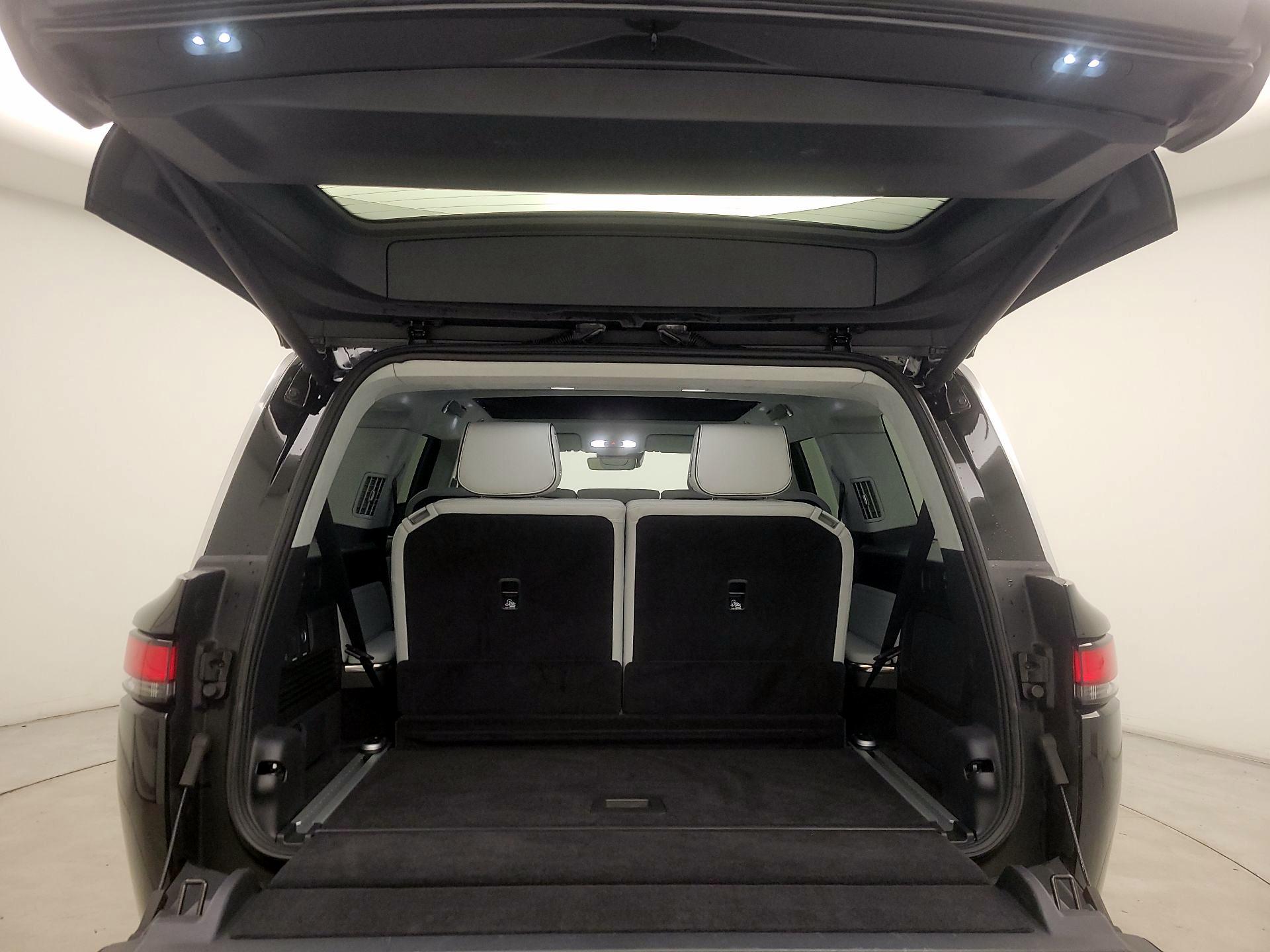 Thumbnail: 2023 Rivian R1S - 20