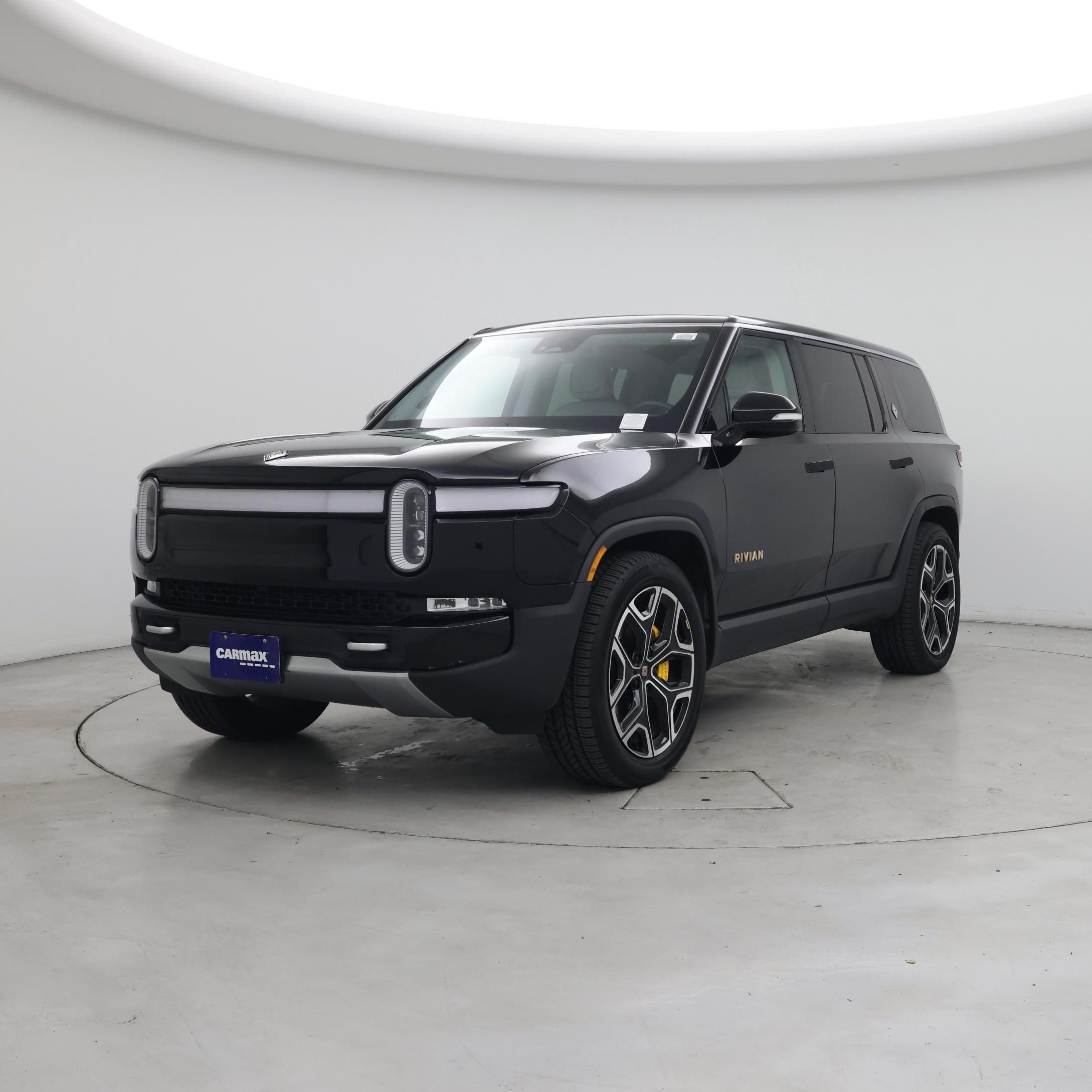 Thumbnail: 2023 Rivian R1S - 4