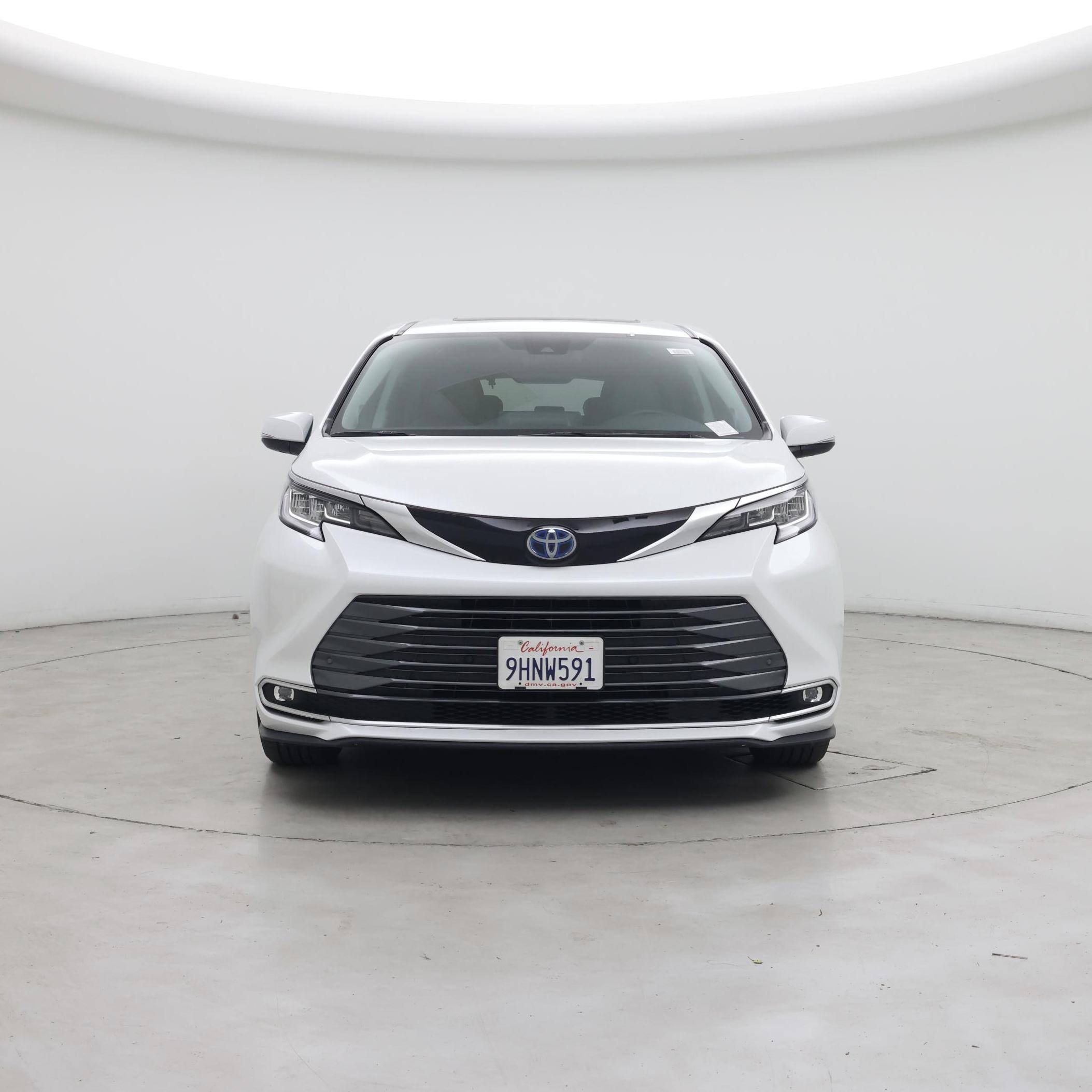 Thumbnail: 2023 Toyota Sienna - 5