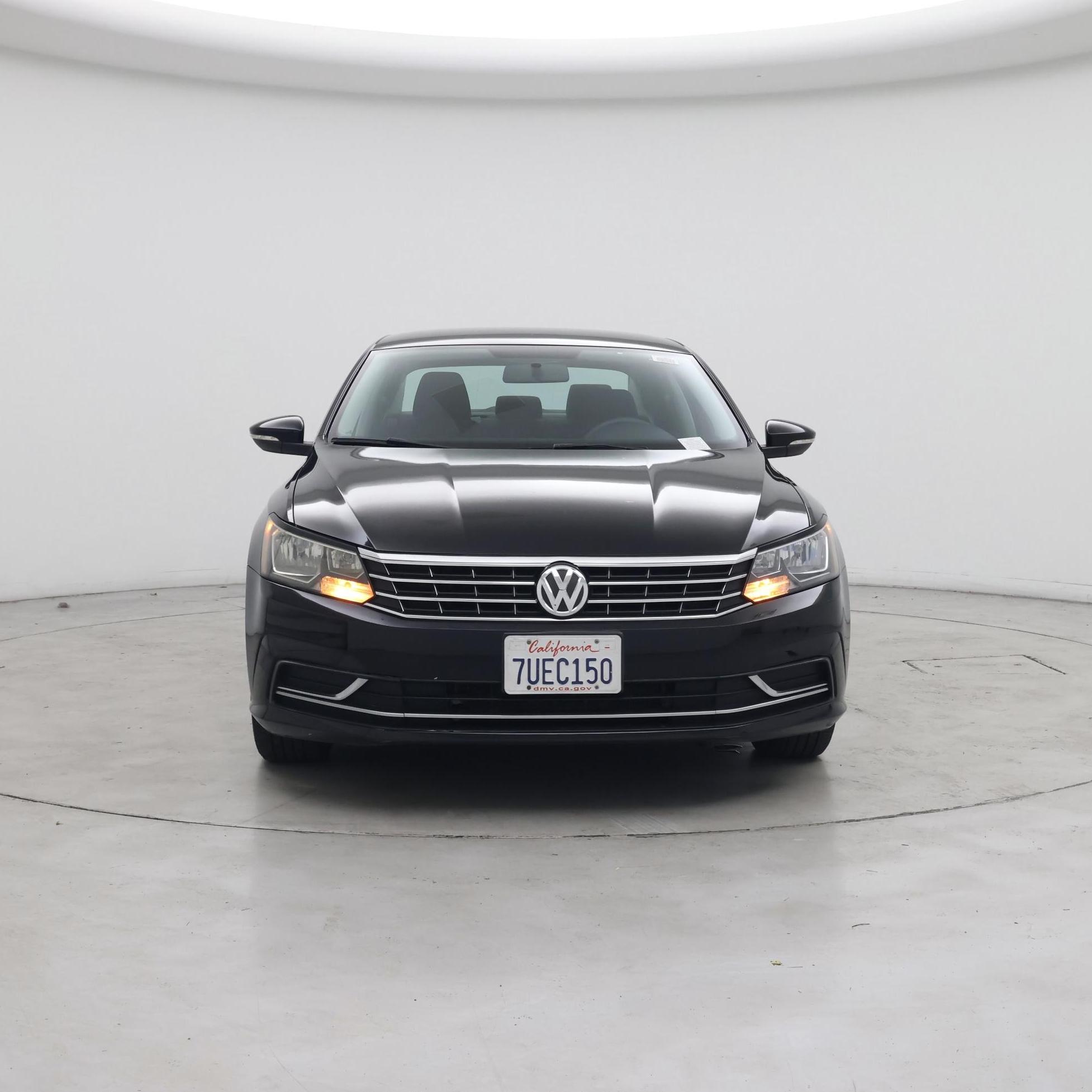 Thumbnail: 2016 Volkswagen Passat - 5