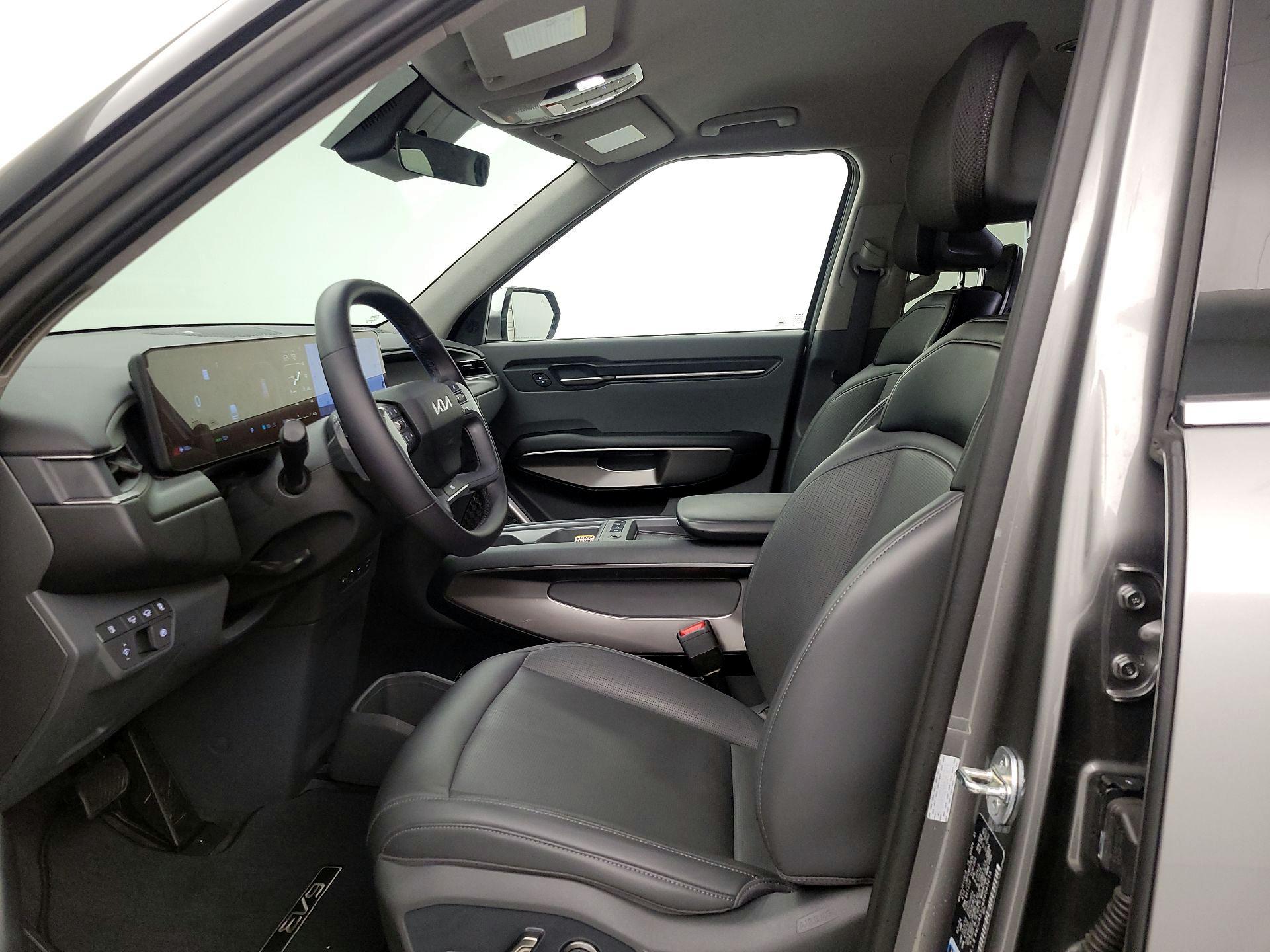 Thumbnail: 2024 Kia EV9 - 11