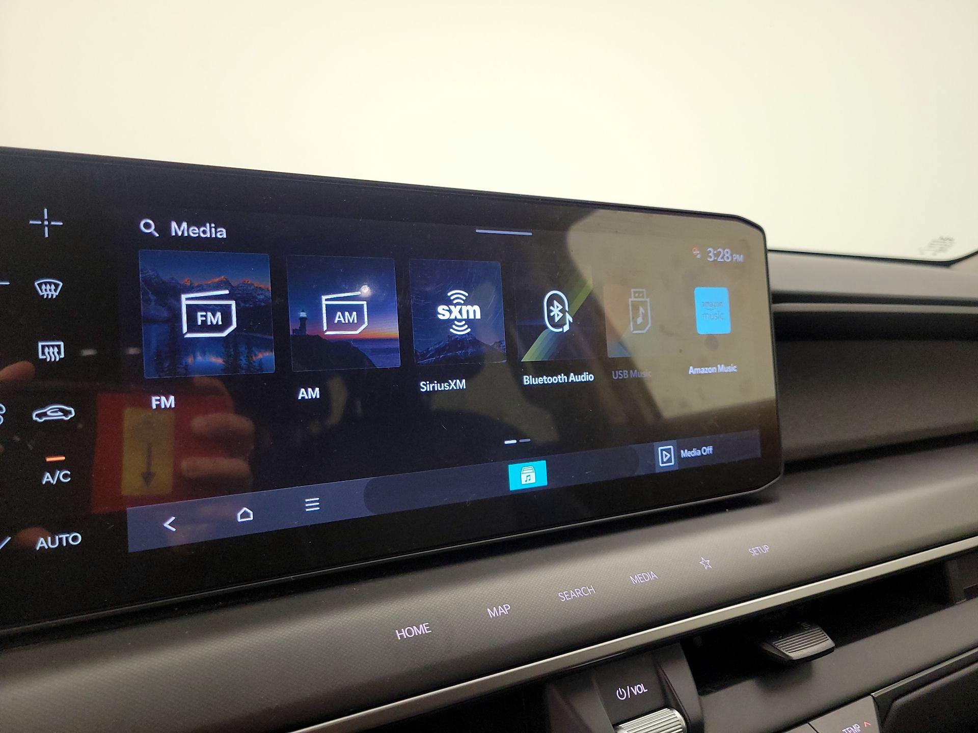 Thumbnail: 2024 Kia EV9 - 16