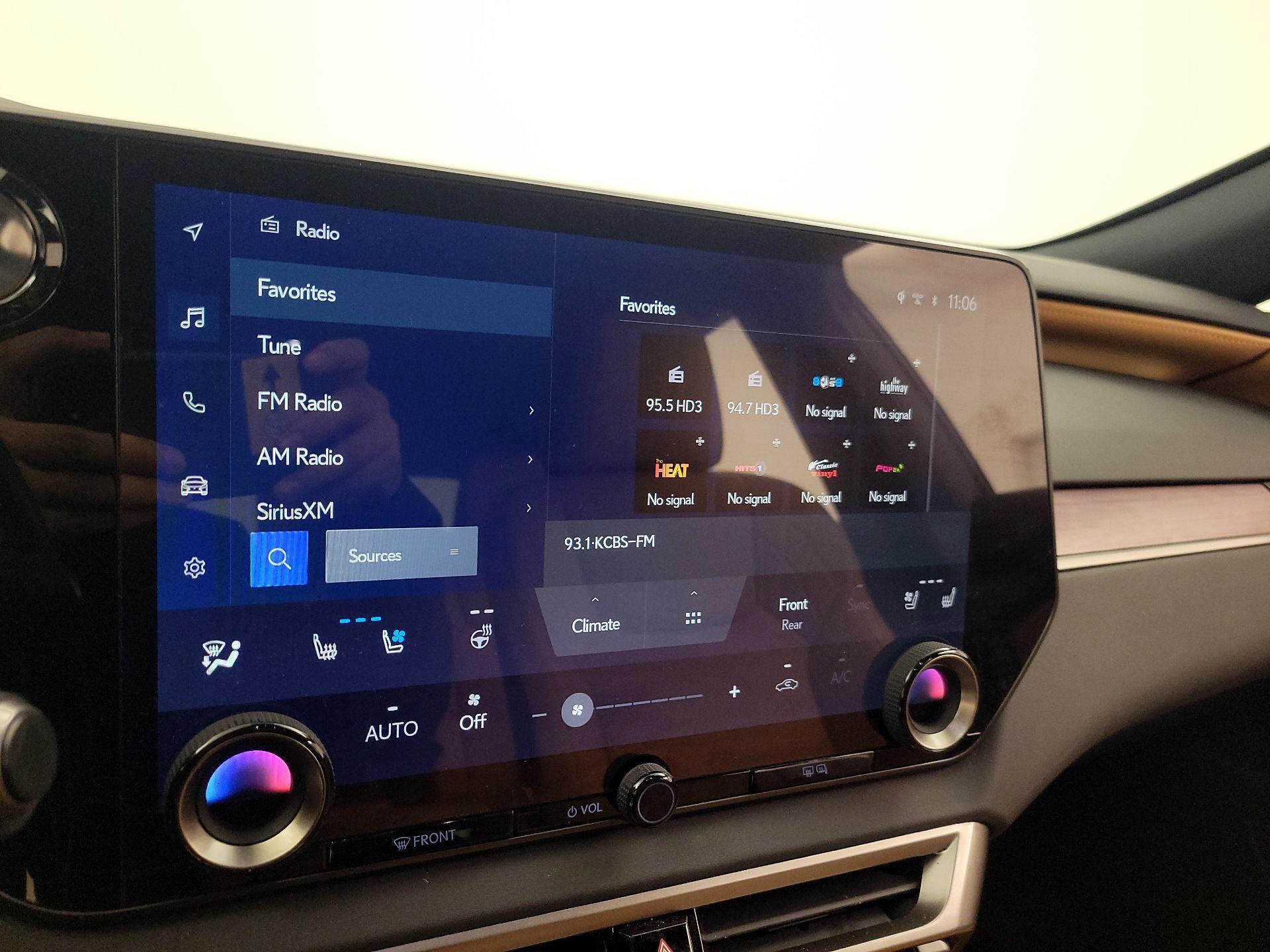 Thumbnail: 2024 Lexus RX - 15