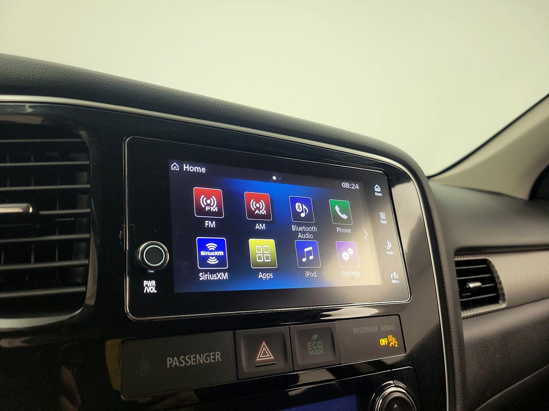 Thumbnail: 2018 Mitsubishi Outlander - 15