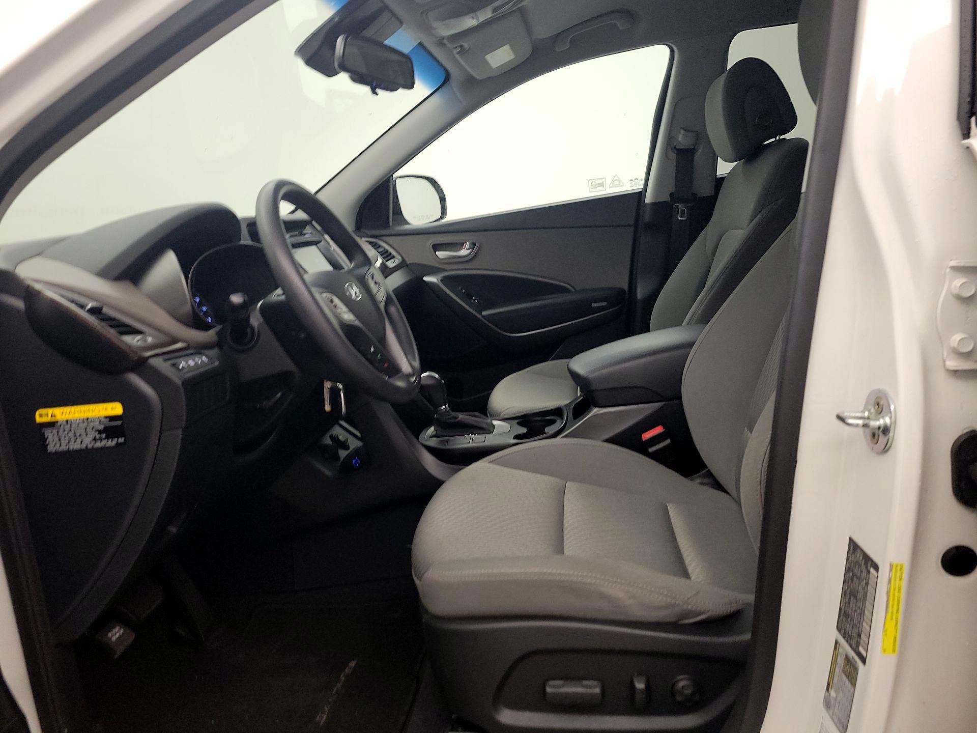 Thumbnail: 2017 Hyundai Santa Fe - 11