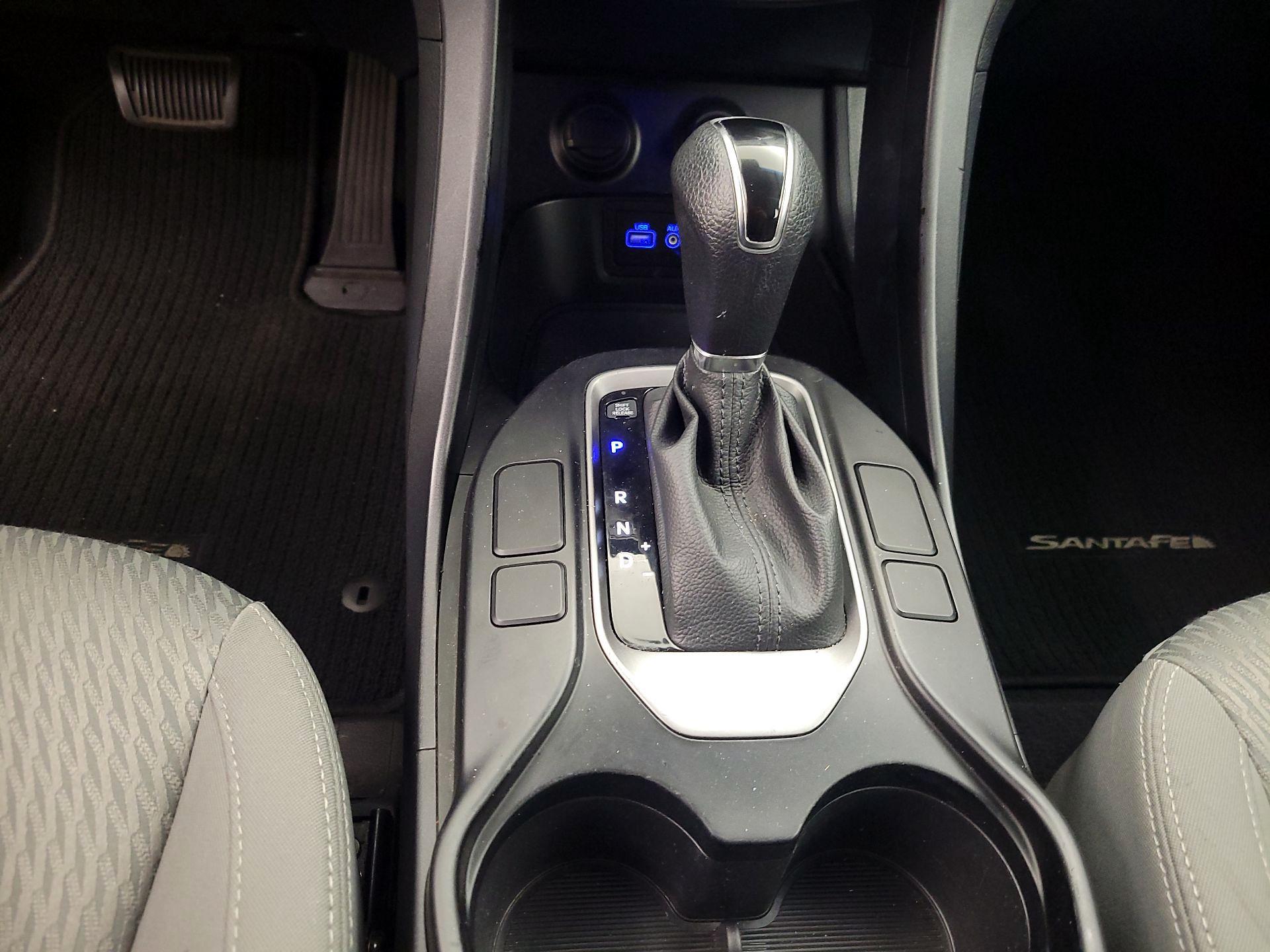 Thumbnail: 2017 Hyundai Santa Fe - 17