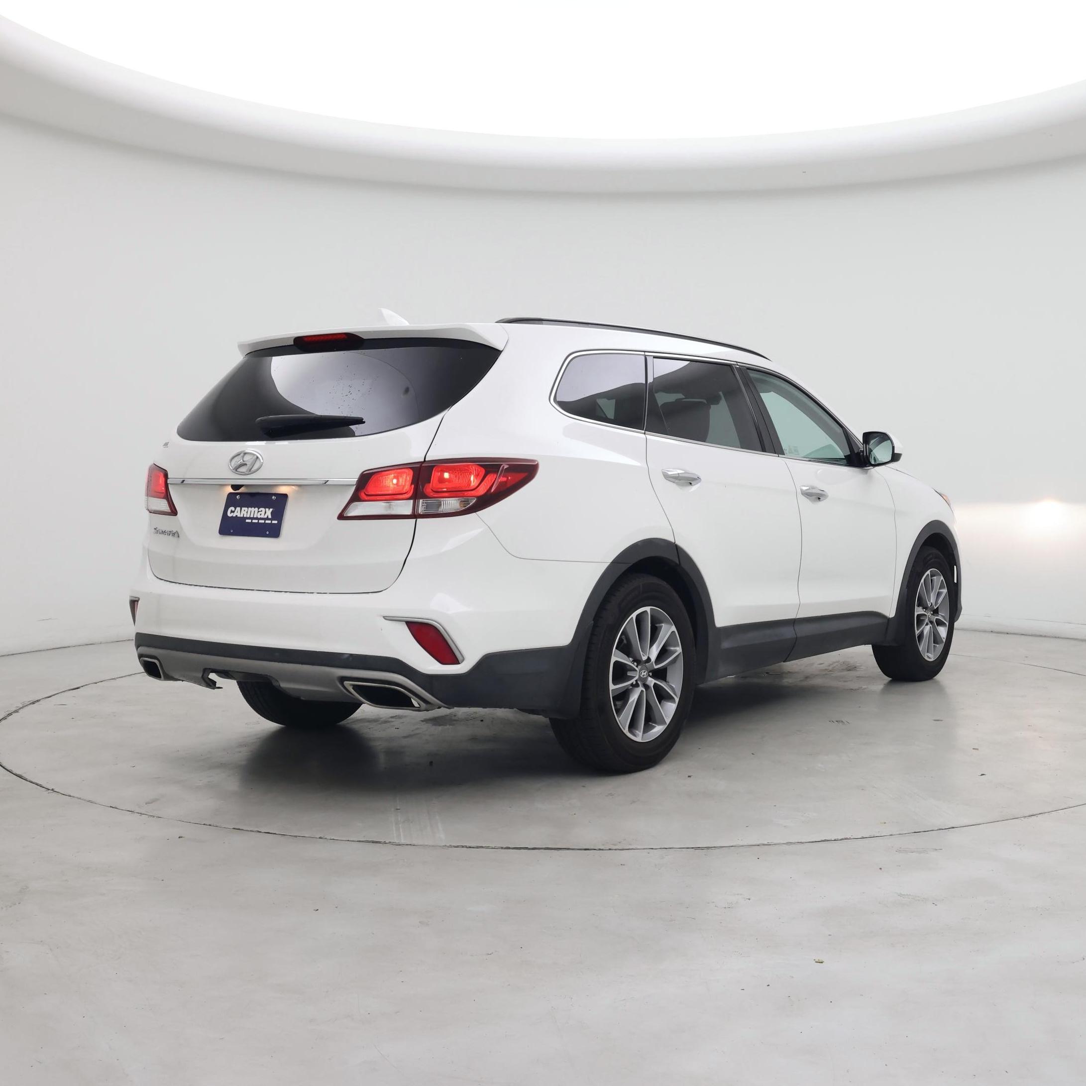 Thumbnail: 2017 Hyundai Santa Fe - 8