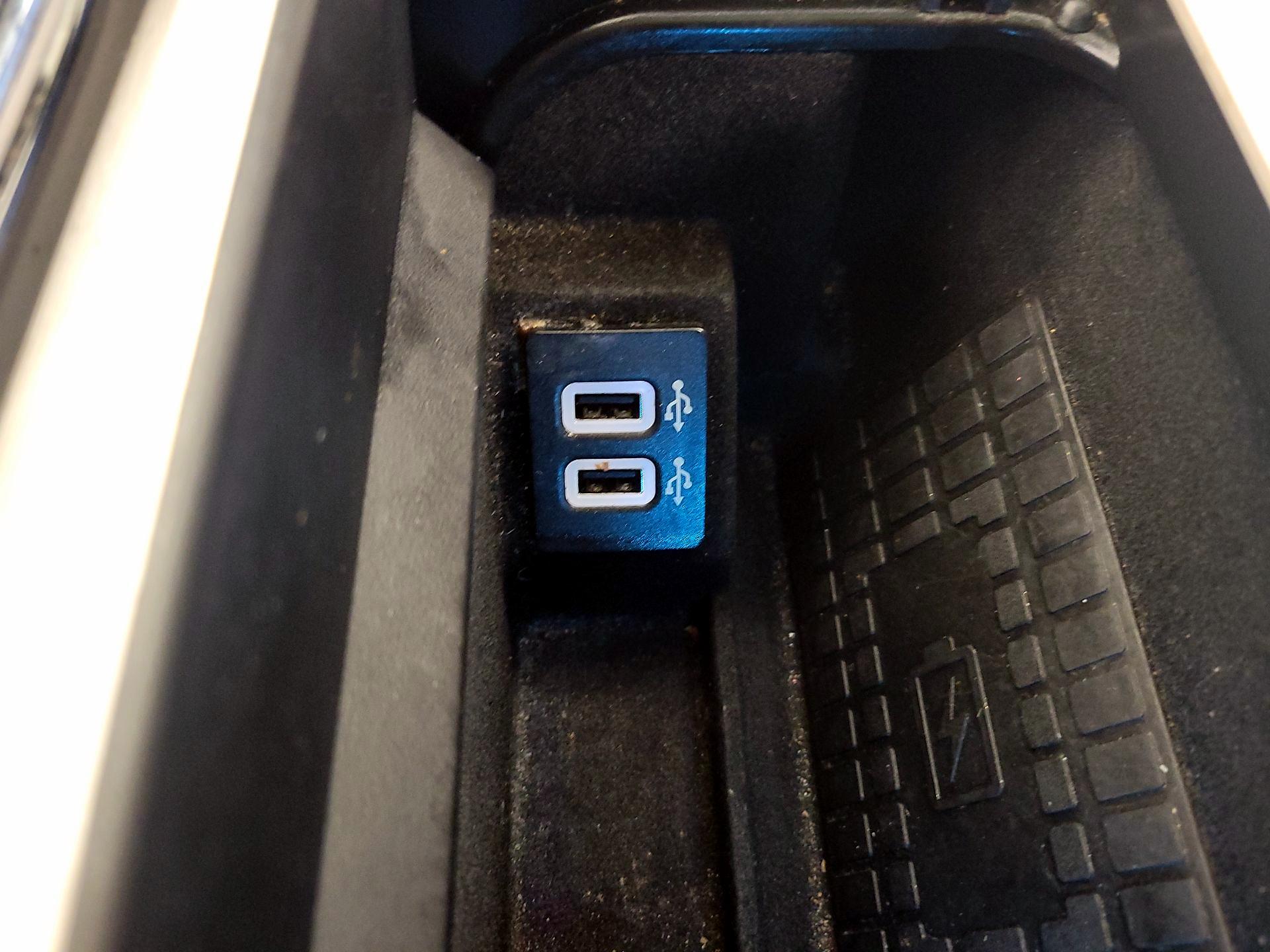 Thumbnail: 2019 Lincoln Navigator - 18