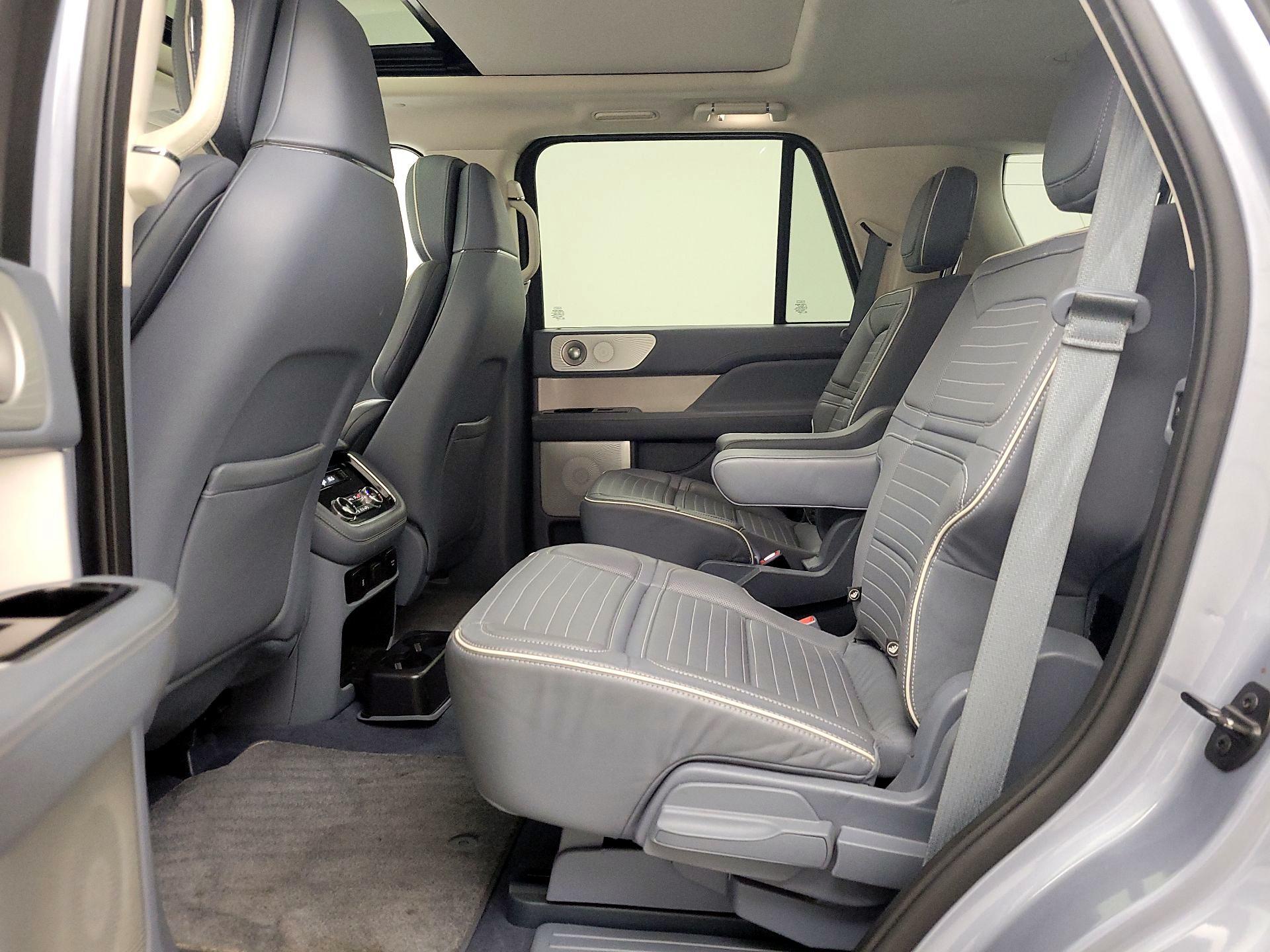 Thumbnail: 2019 Lincoln Navigator - 20