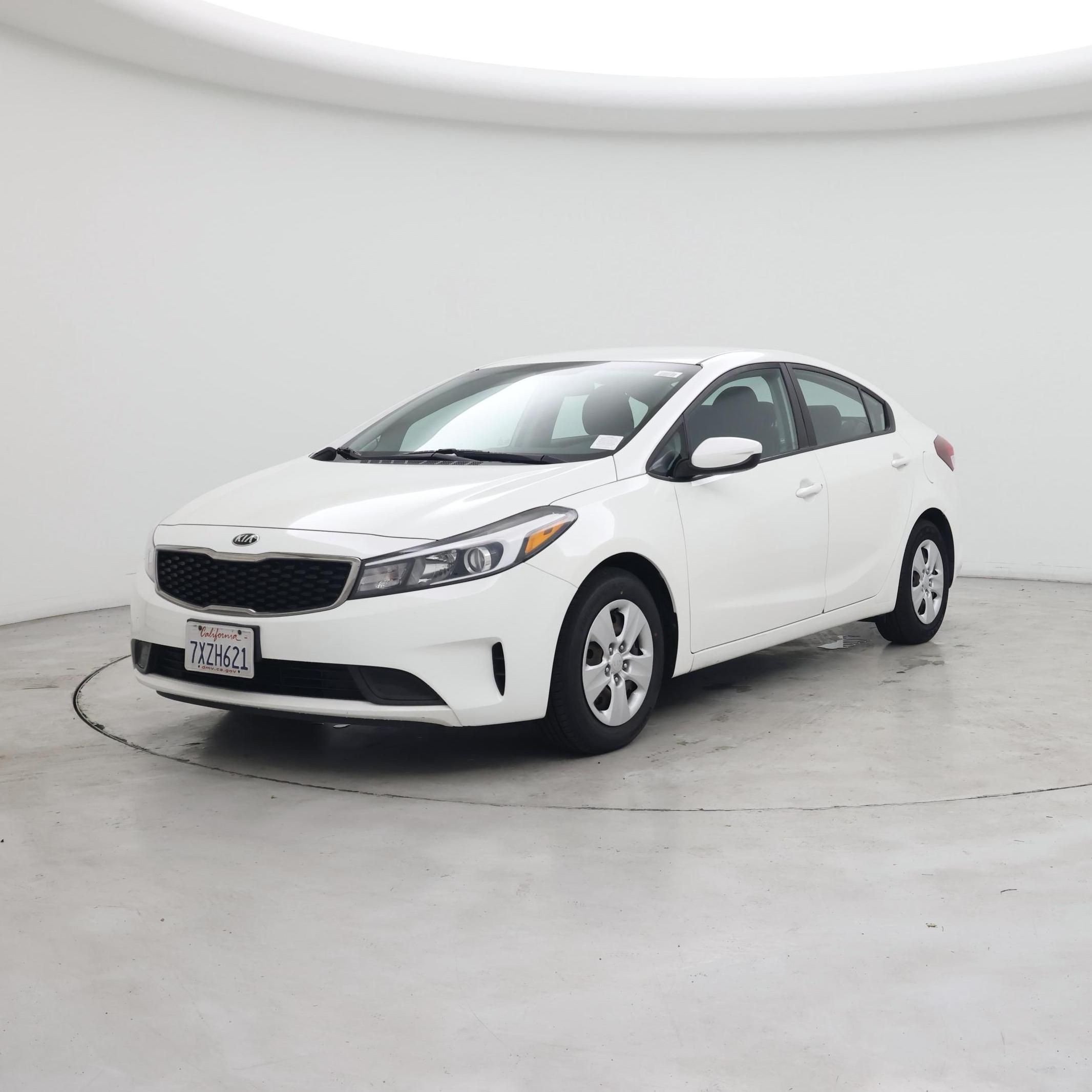 Thumbnail: 2017 Kia Forte - 4