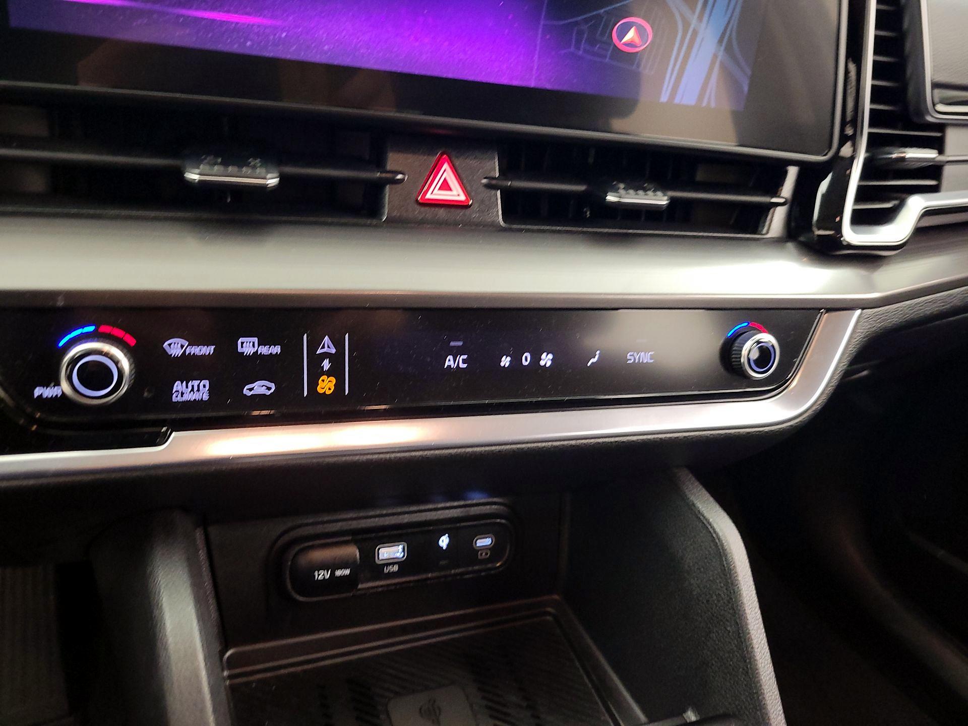 Thumbnail: 2024 Kia Sportage - 17