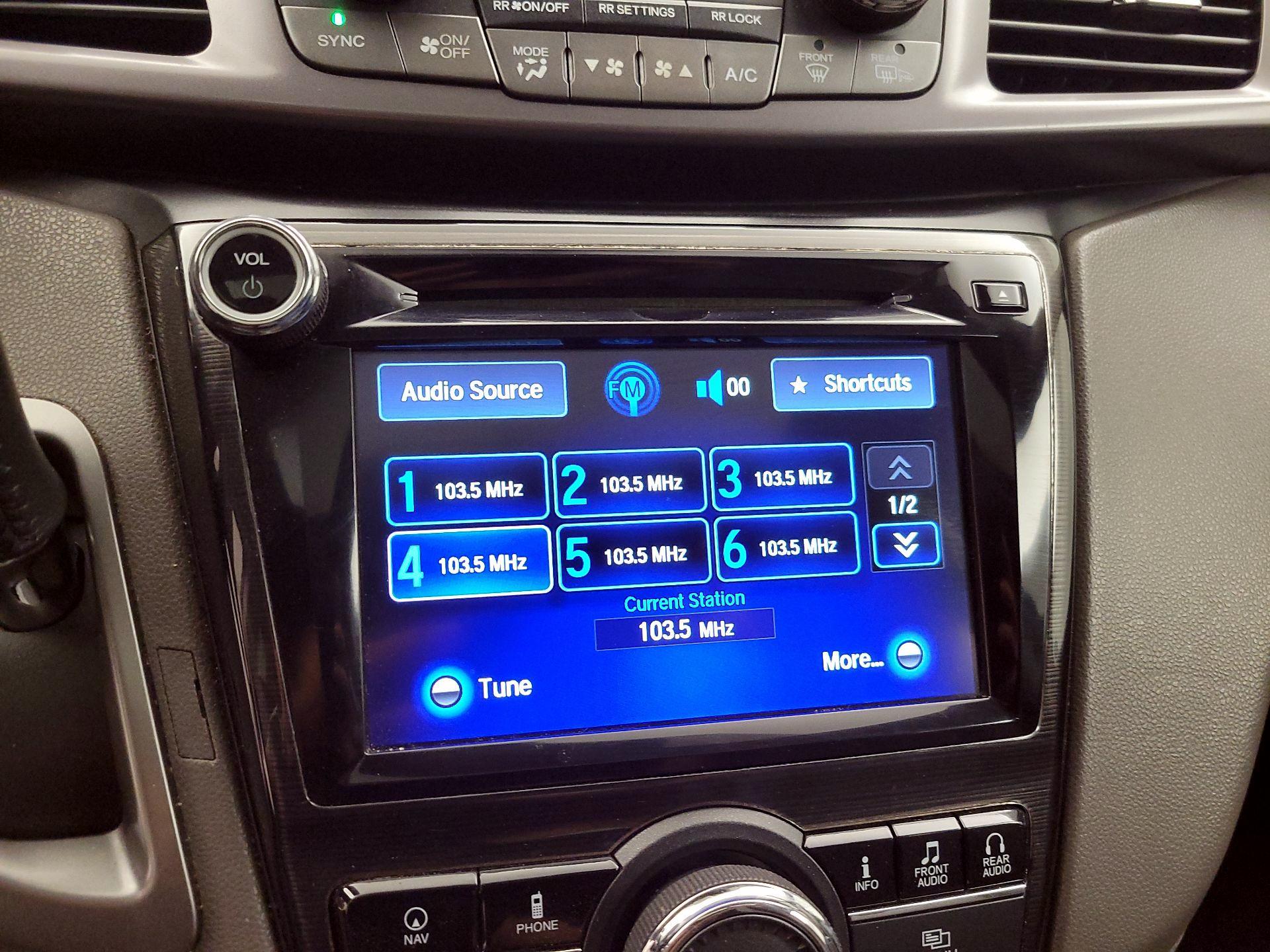 Thumbnail: 2014 Honda Odyssey - 16