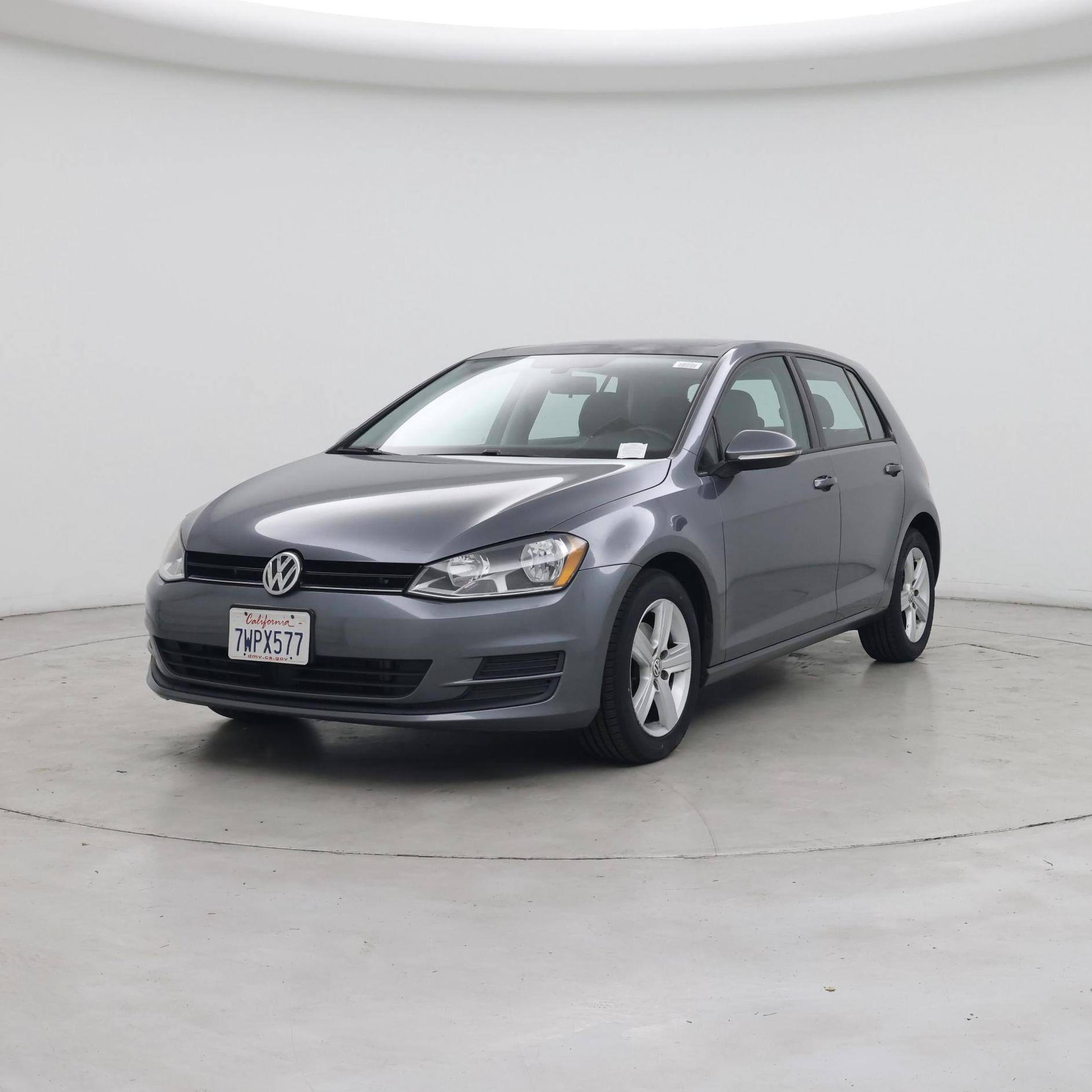 Thumbnail: 2017 Volkswagen Golf - 4