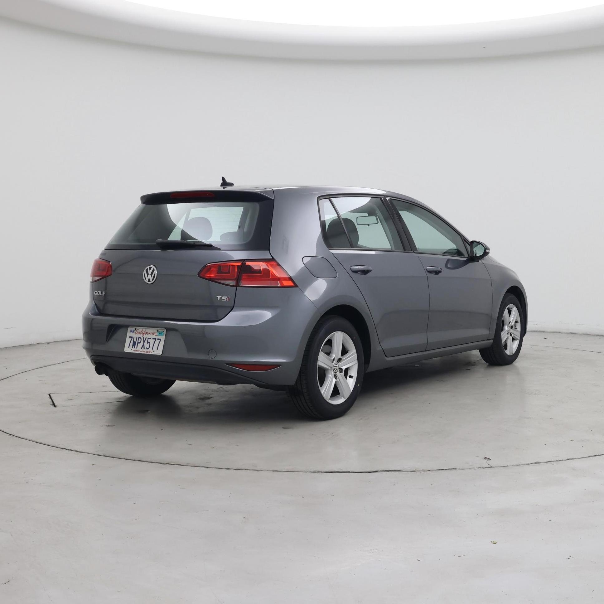 Thumbnail: 2017 Volkswagen Golf - 8