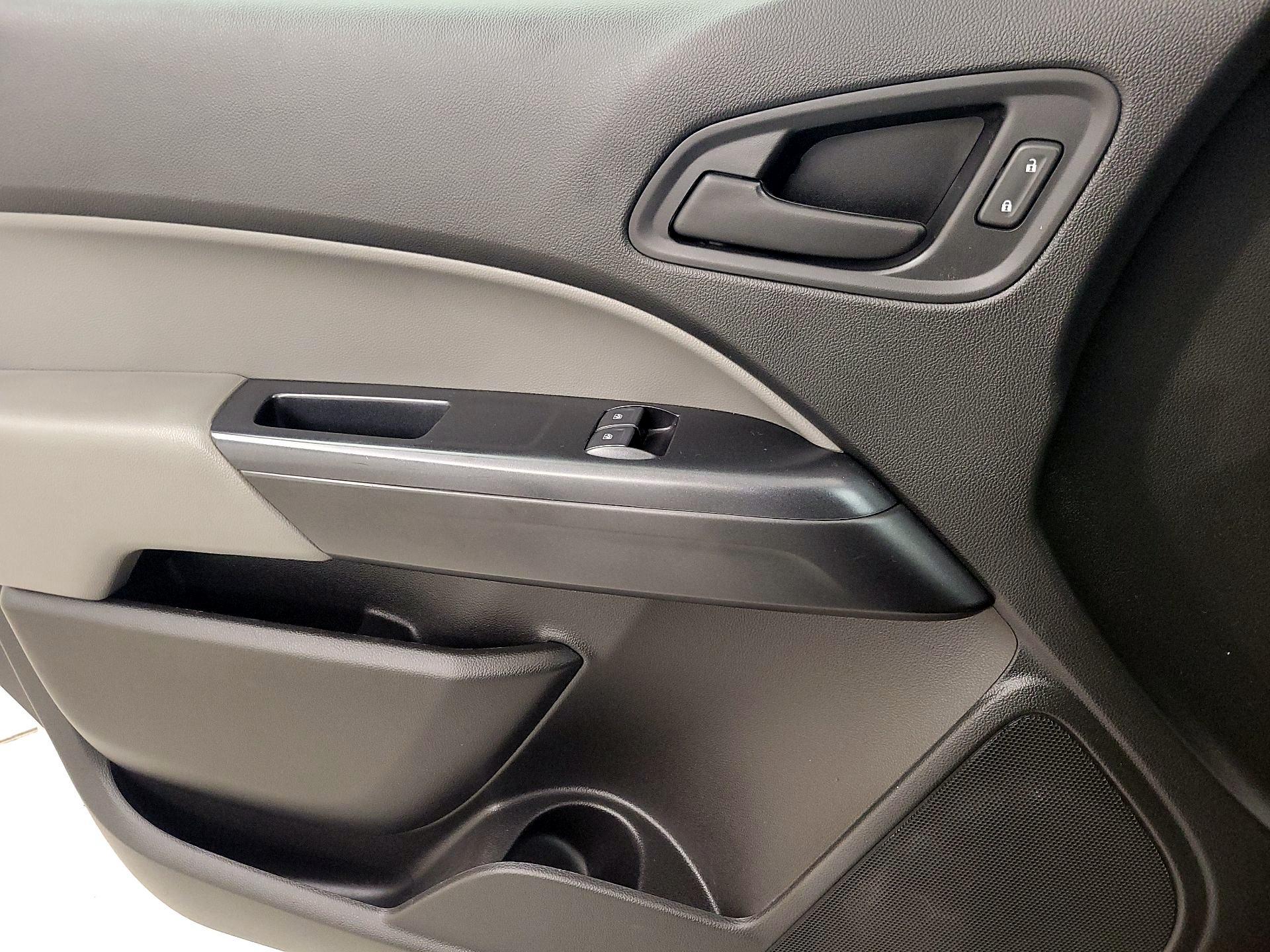 Thumbnail: 2021 Chevrolet Colorado - 12