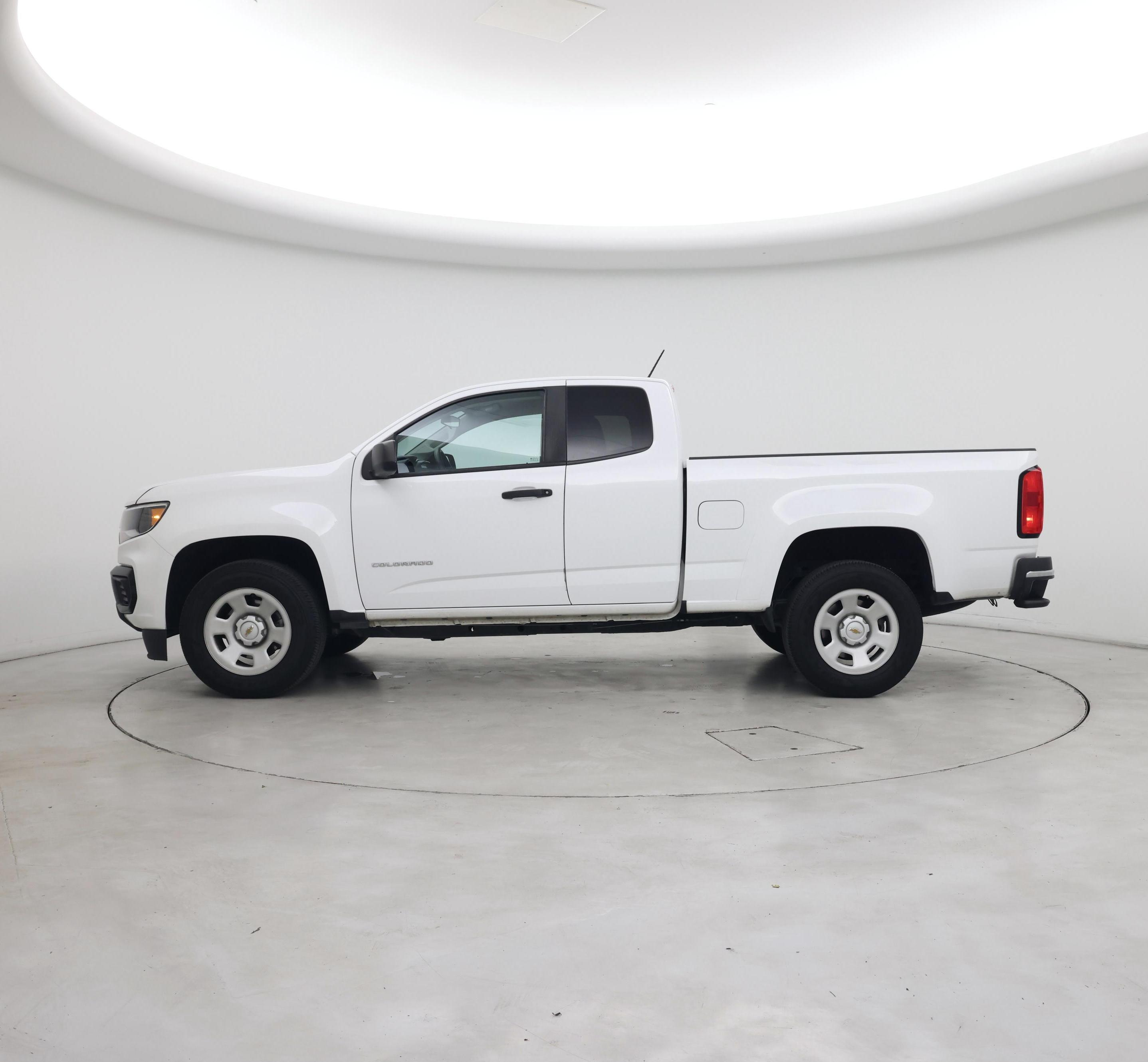 Thumbnail: 2021 Chevrolet Colorado - 3