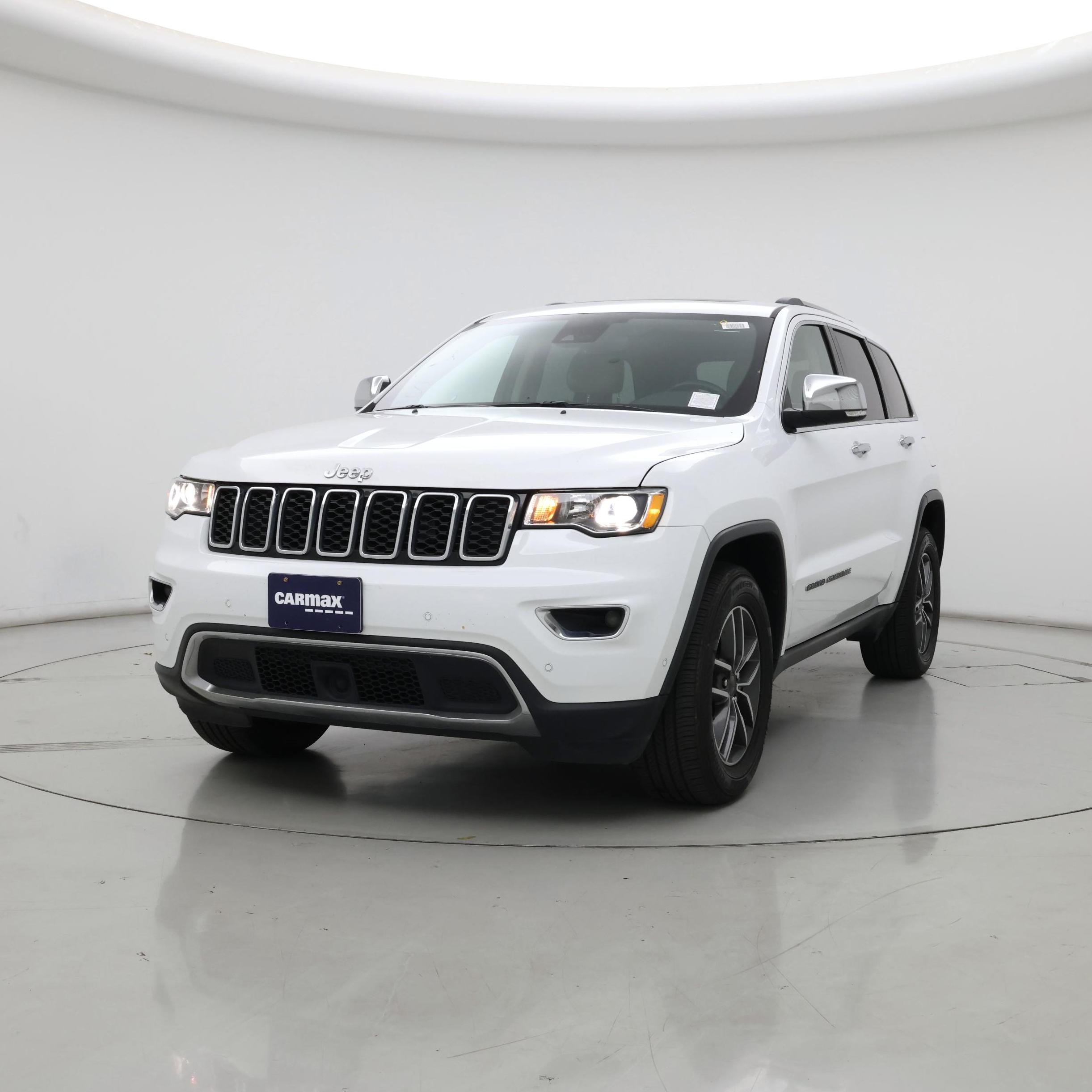 Thumbnail: 2020 Jeep Grand Cherokee - 4