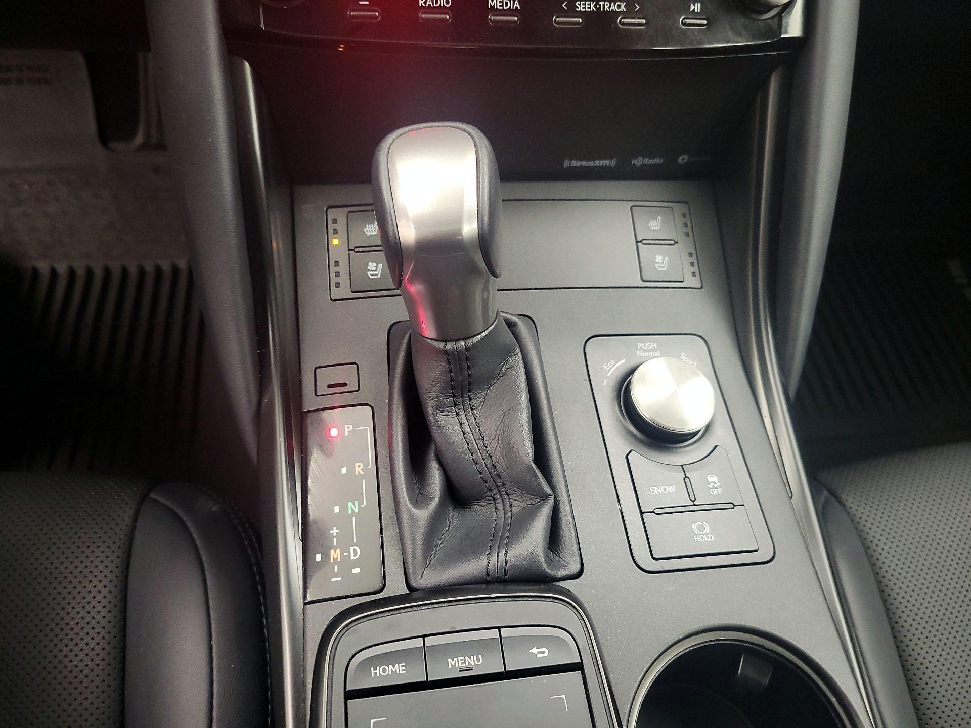 Thumbnail: 2023 Lexus IS - 17