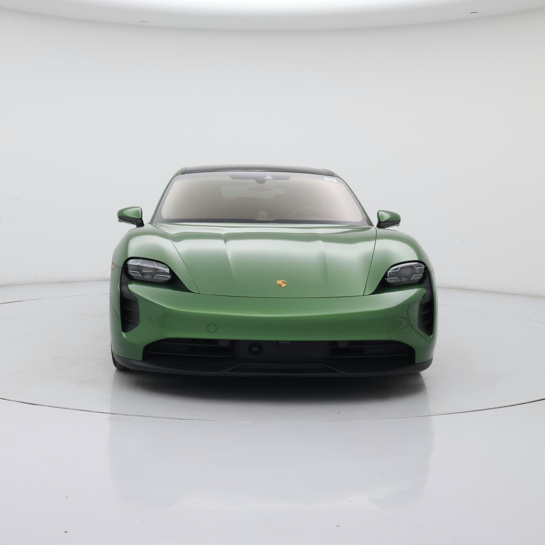 Thumbnail: 2023 Porsche Taycan - 5