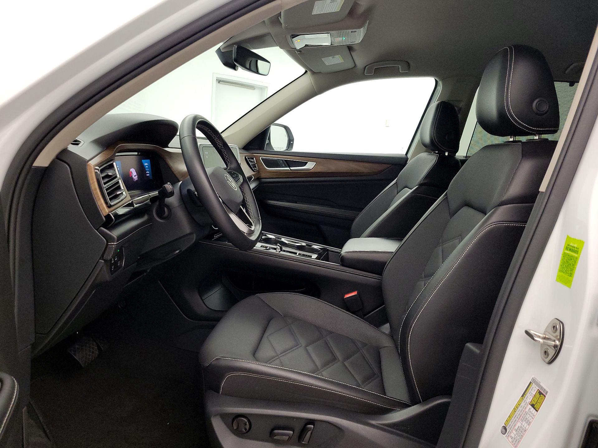 Thumbnail: 2024 Volkswagen Atlas - 11