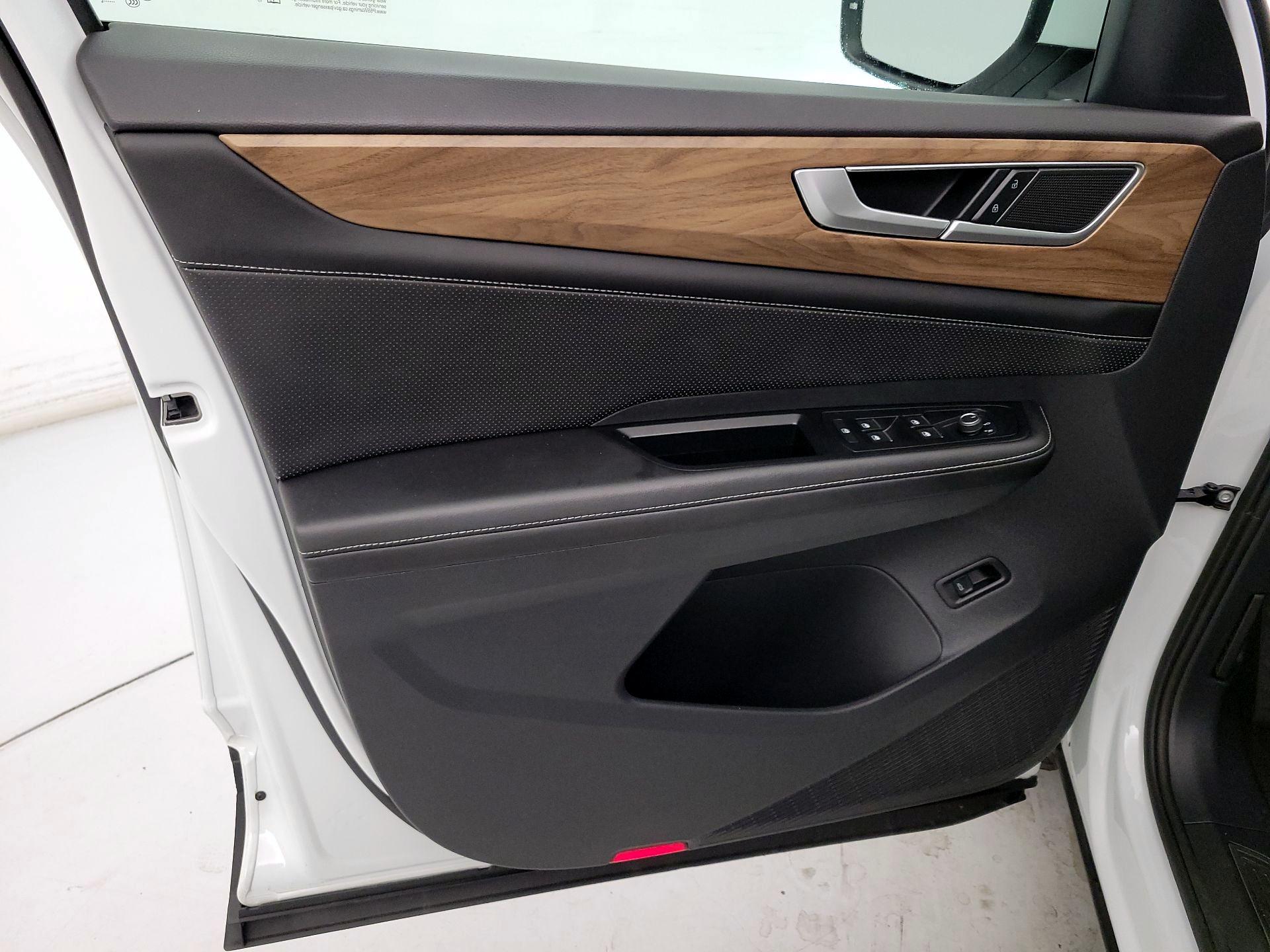 Thumbnail: 2024 Volkswagen Atlas - 12