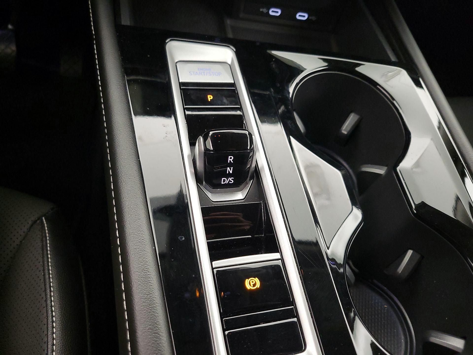 Thumbnail: 2024 Volkswagen Atlas - 17