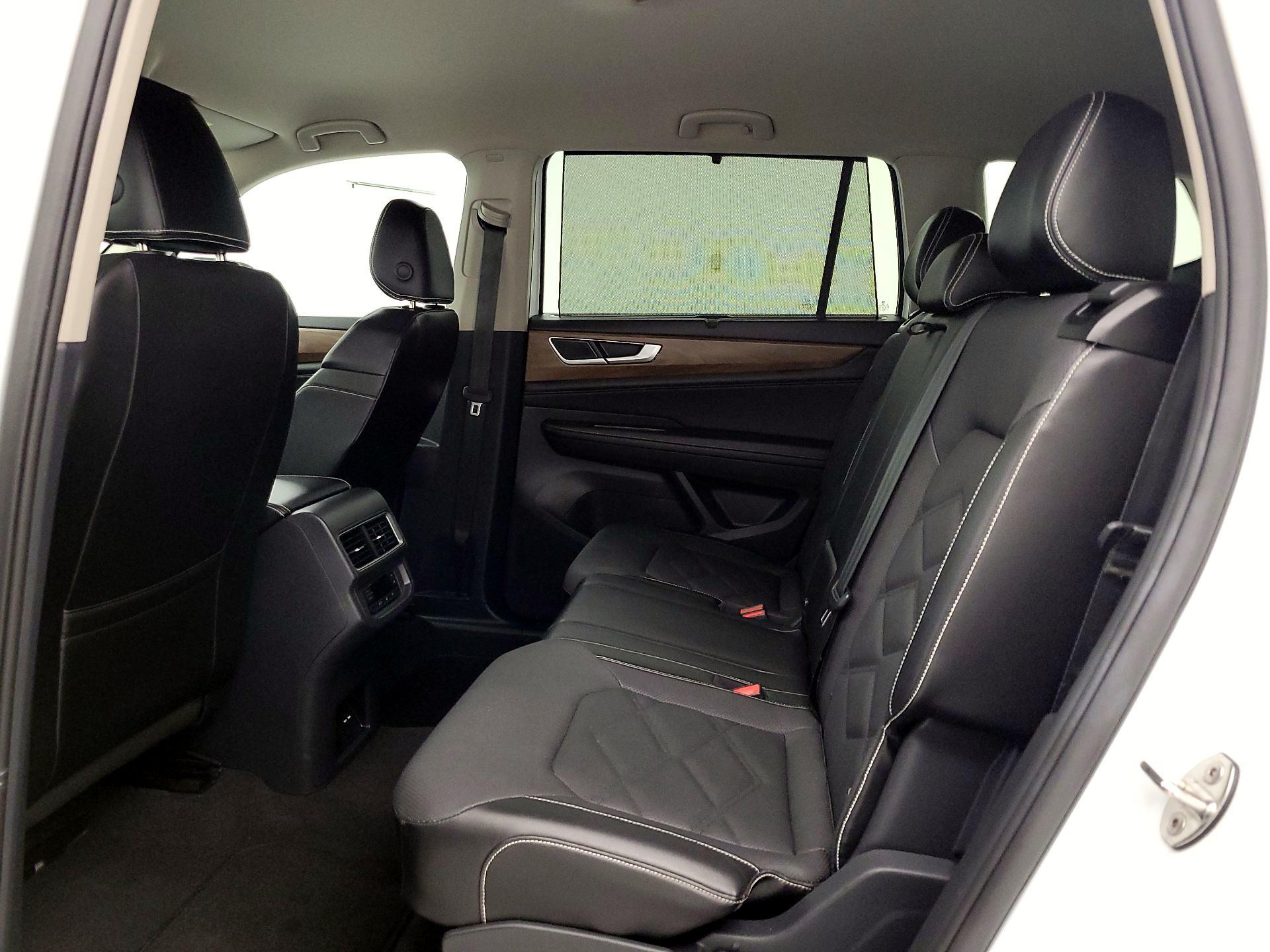 Thumbnail: 2024 Volkswagen Atlas - 19