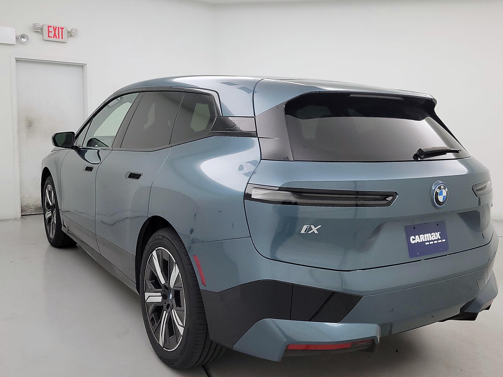Thumbnail: 2023 BMW iX - 7