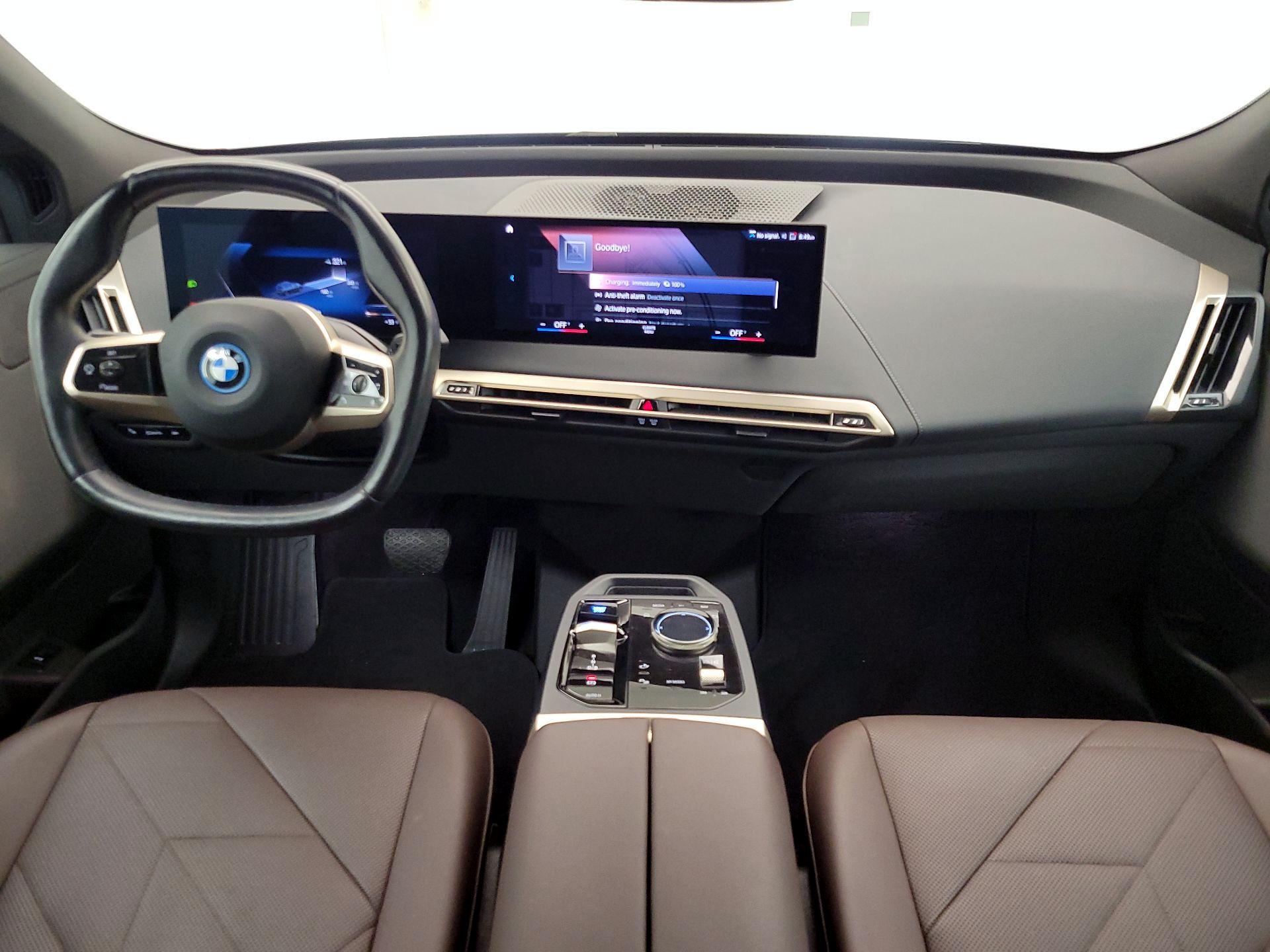 Thumbnail: 2023 BMW iX - 8