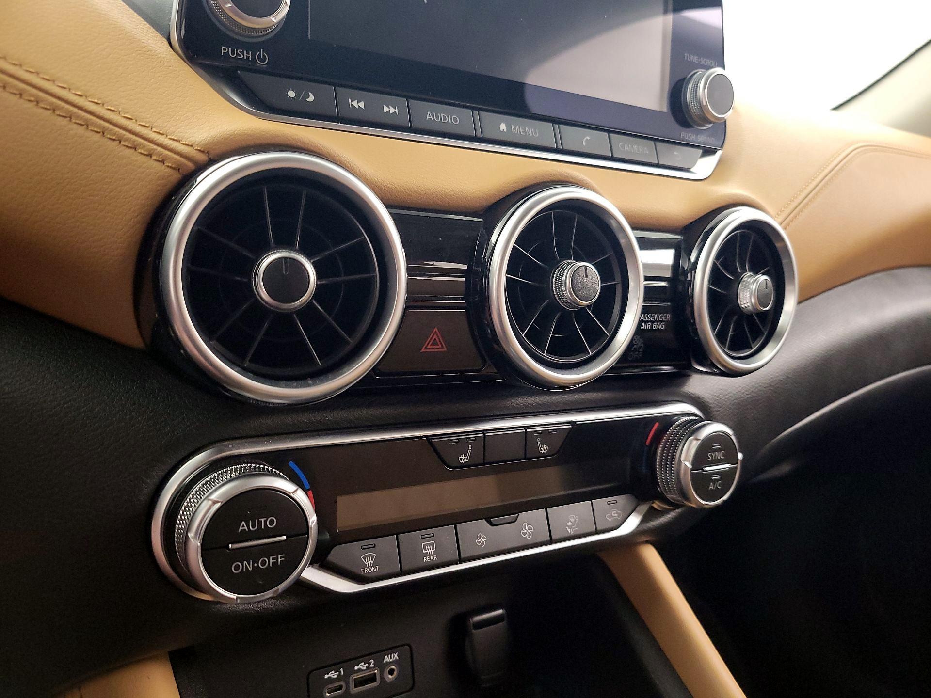 Thumbnail: 2021 Nissan Sentra - 16