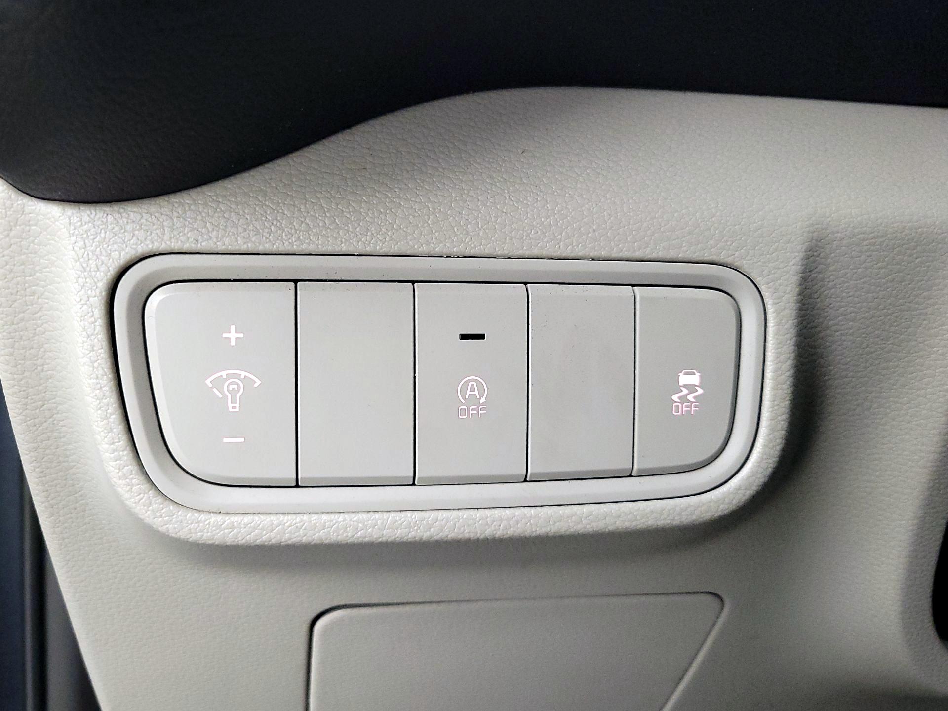 Thumbnail: 2020 Kia Soul - 13