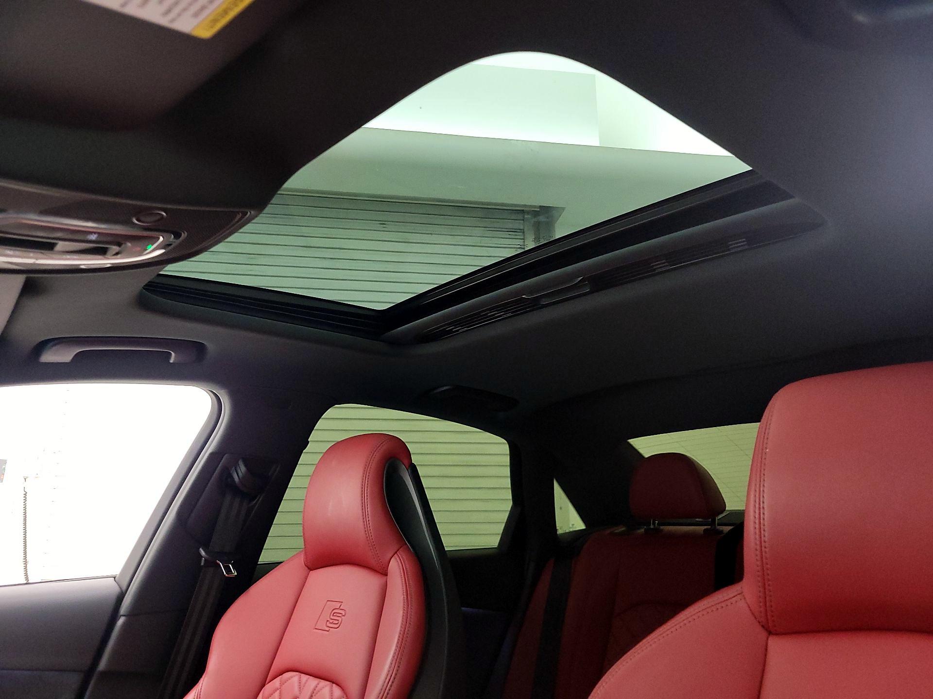 Thumbnail: 2023 Audi S4 - 19